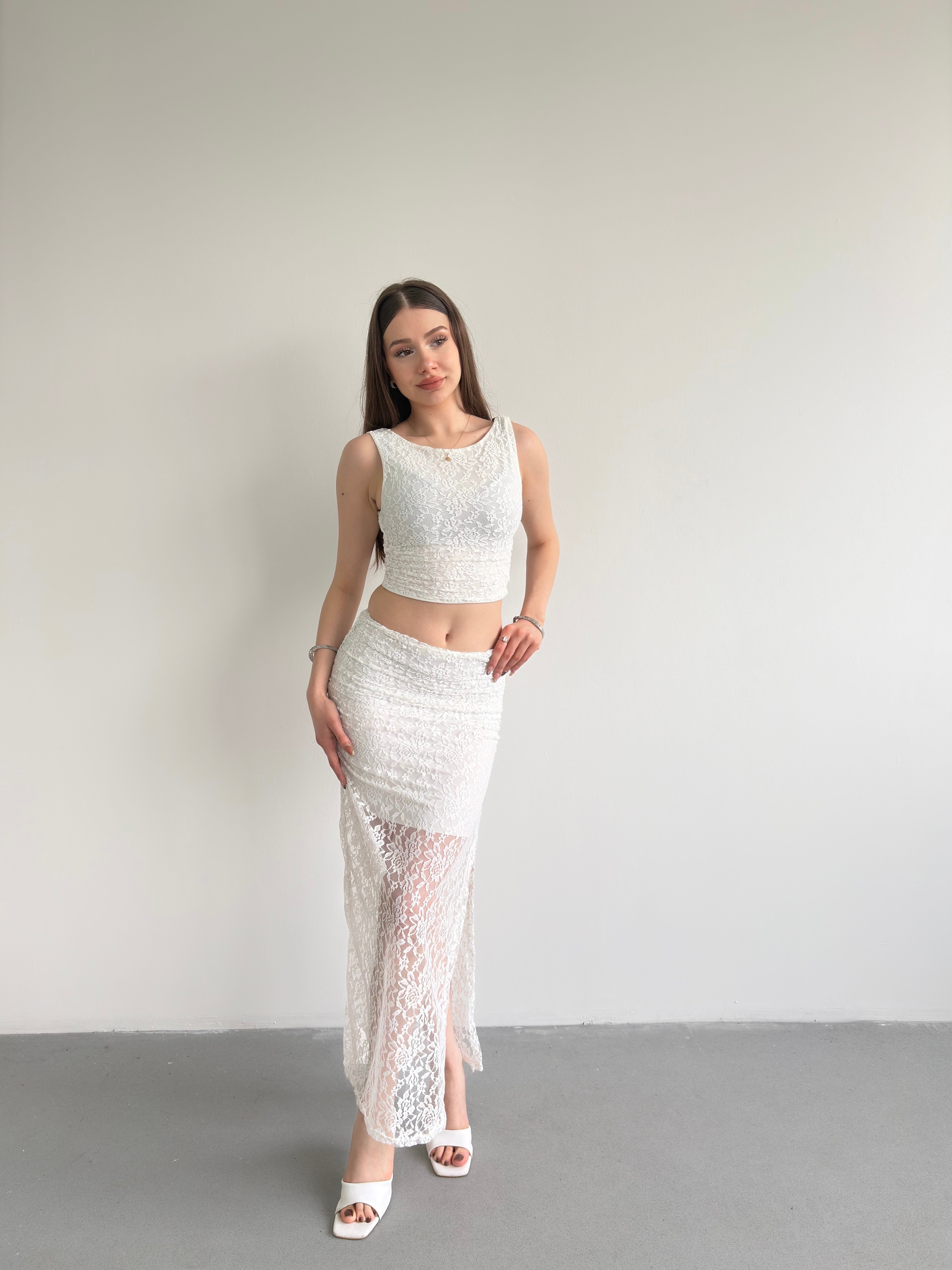 Dantel Etekli Takım