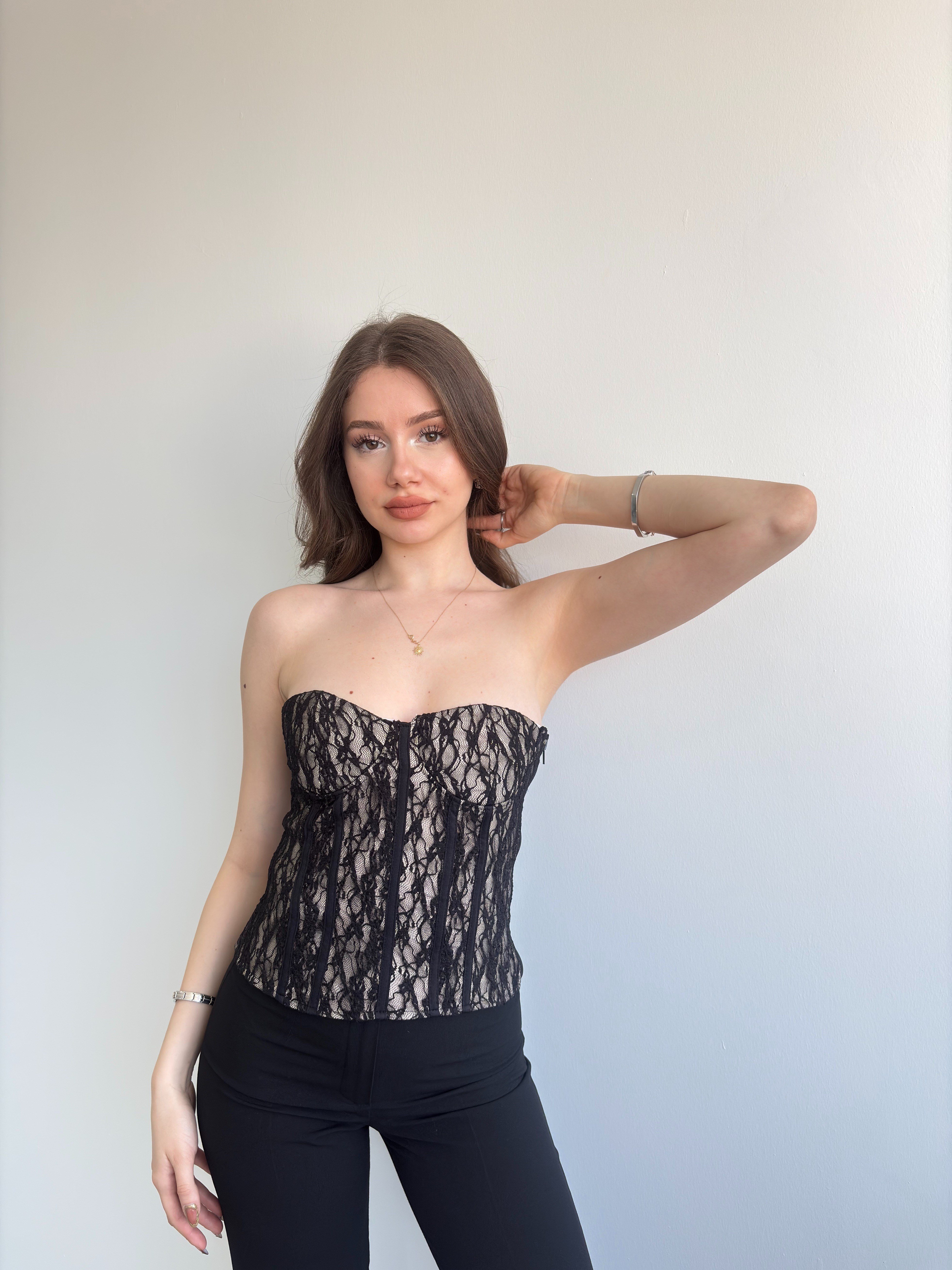 Dantel Korseli Büstiyer