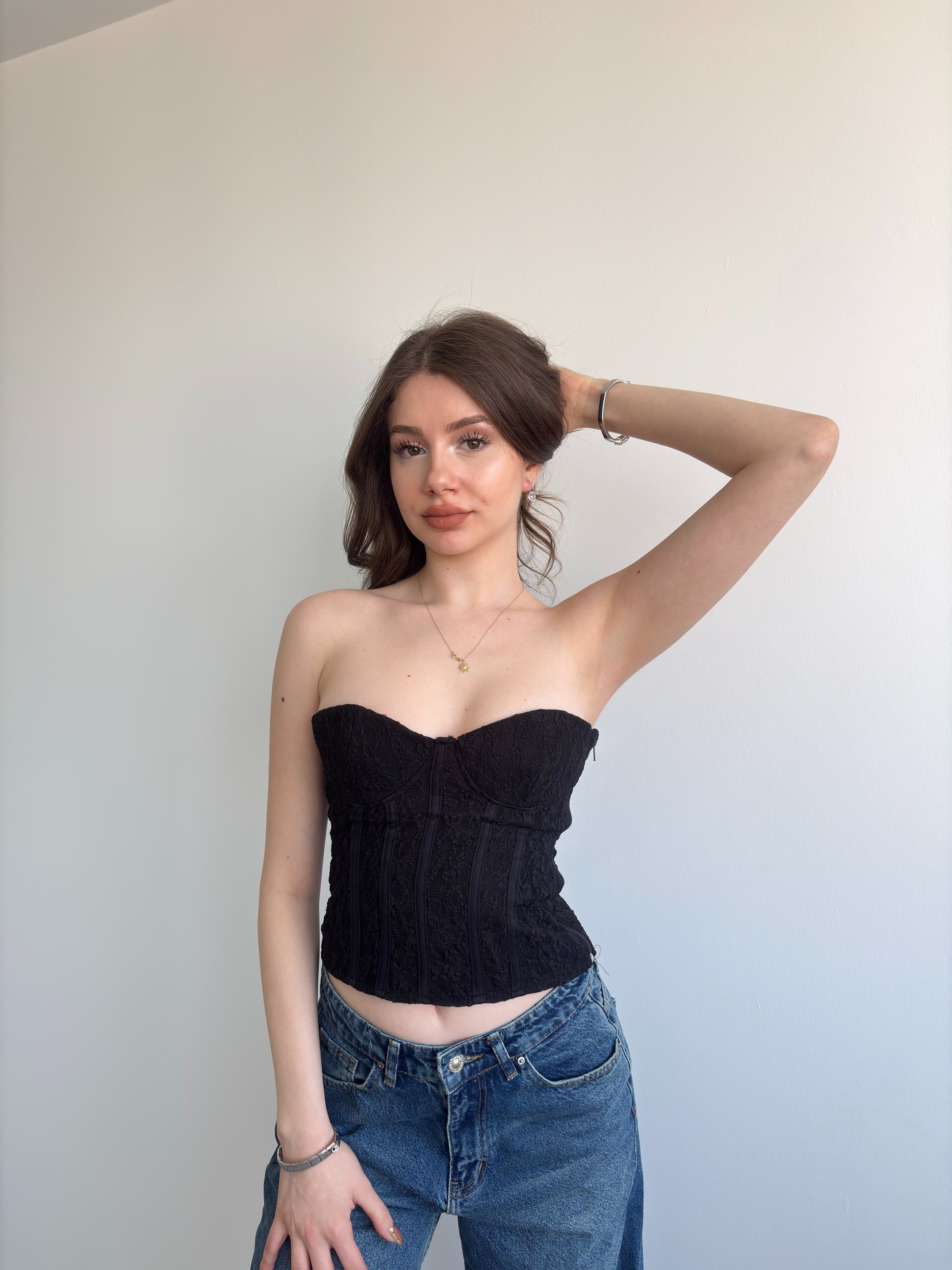 Dantel Korseli Büstiyer