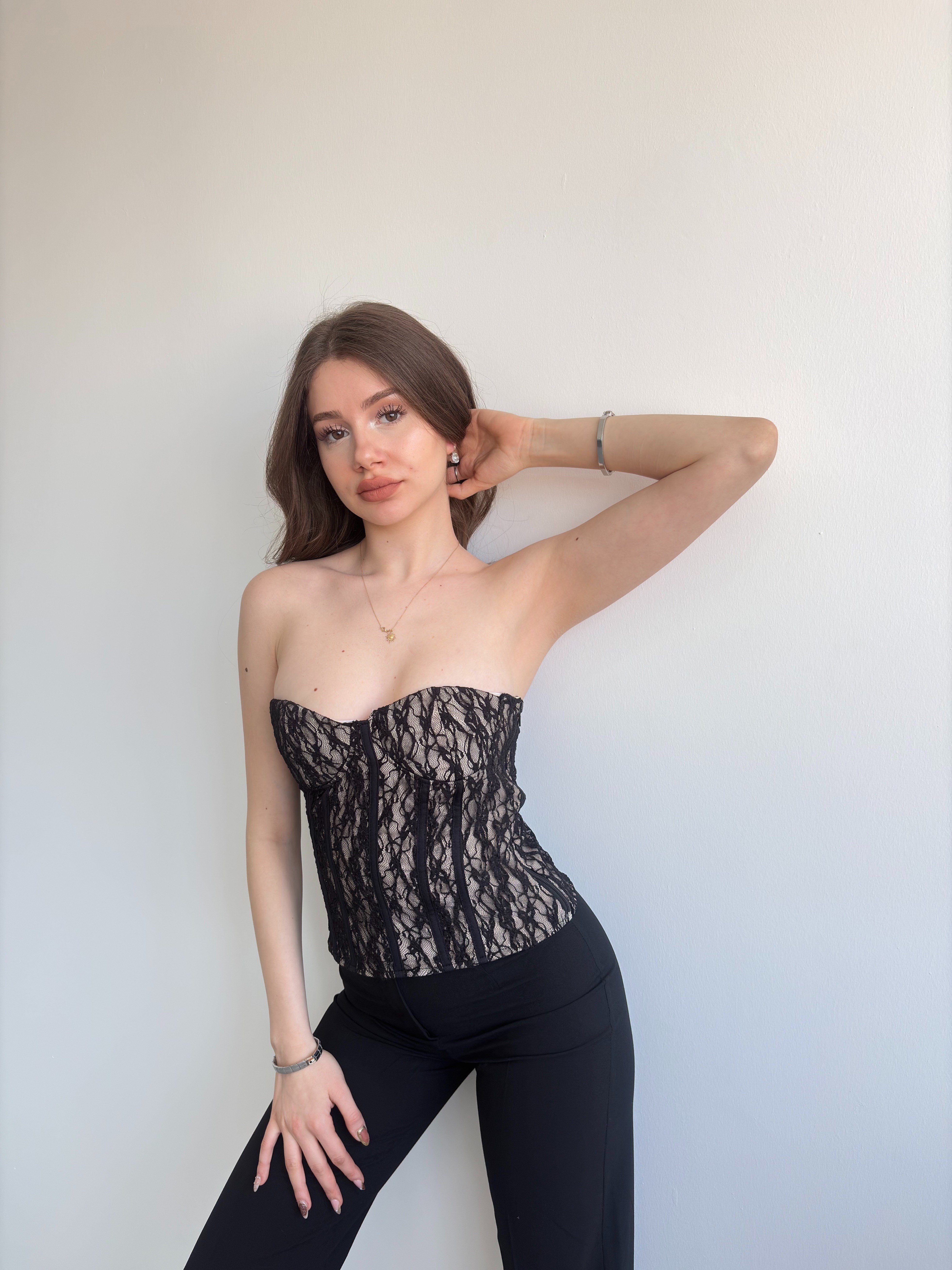 Dantel Korseli Büstiyer