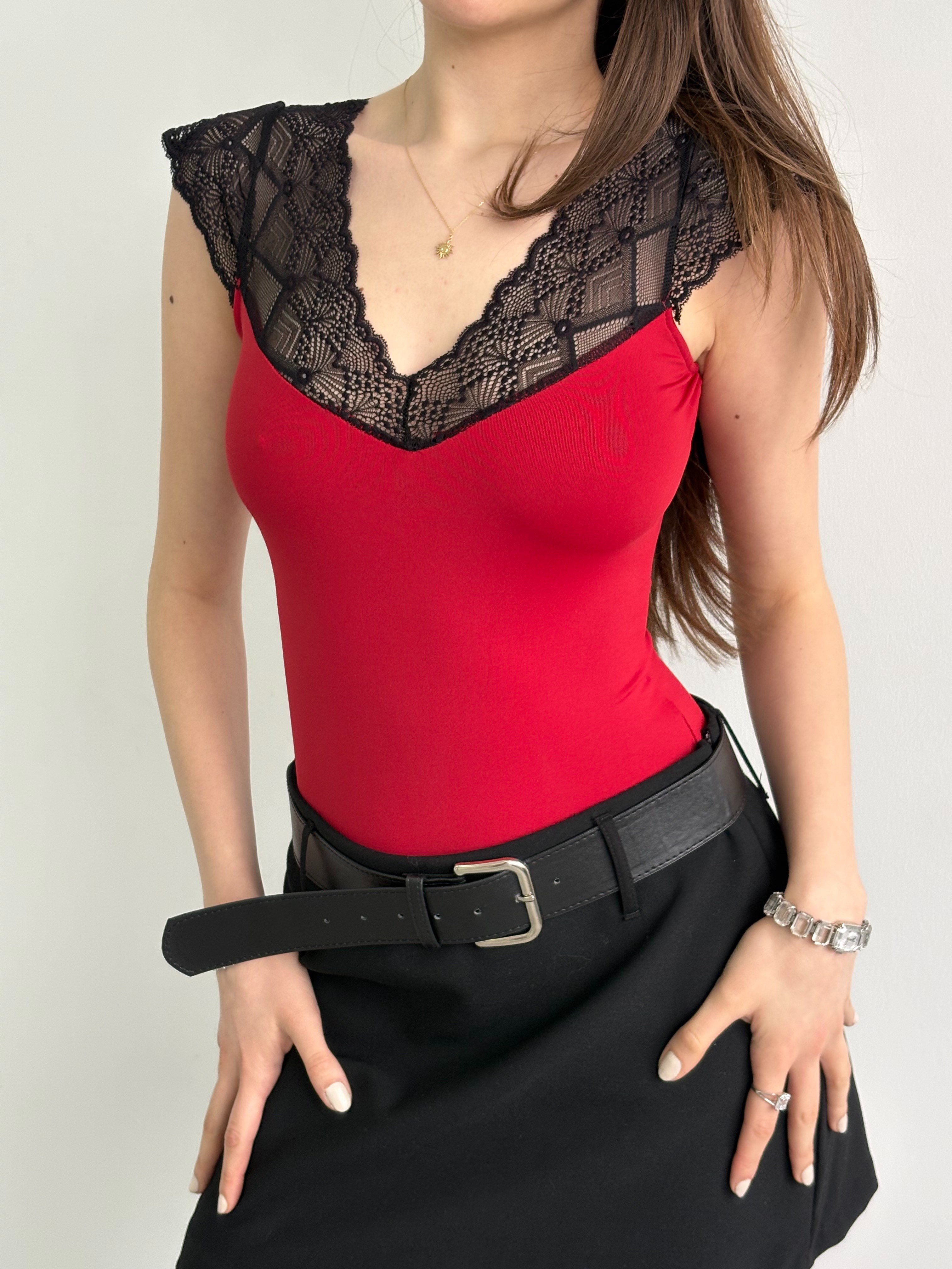 Dantel Yaka Bodysuit