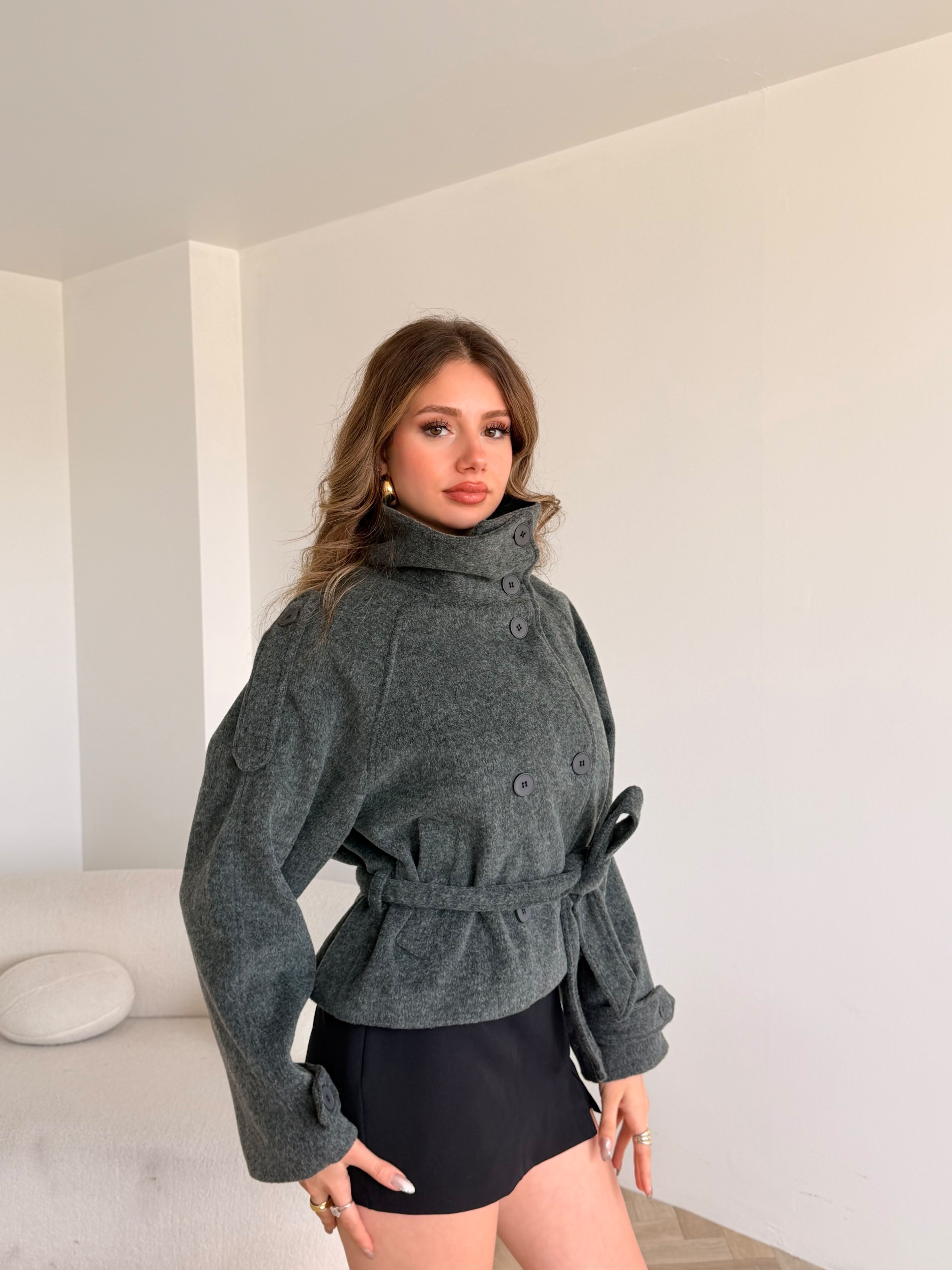 Dik Yaka Kaşe Kaban