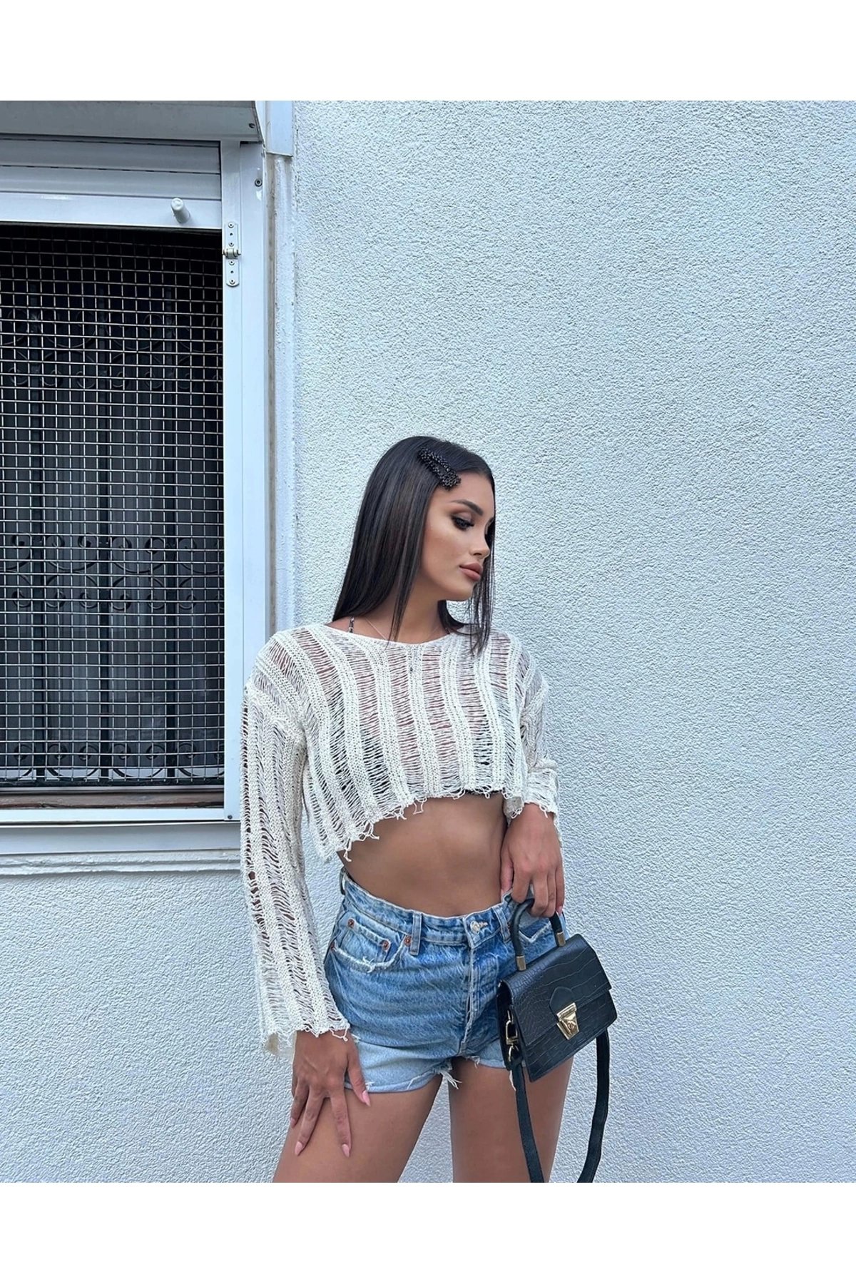 Disstressed Crop Triko