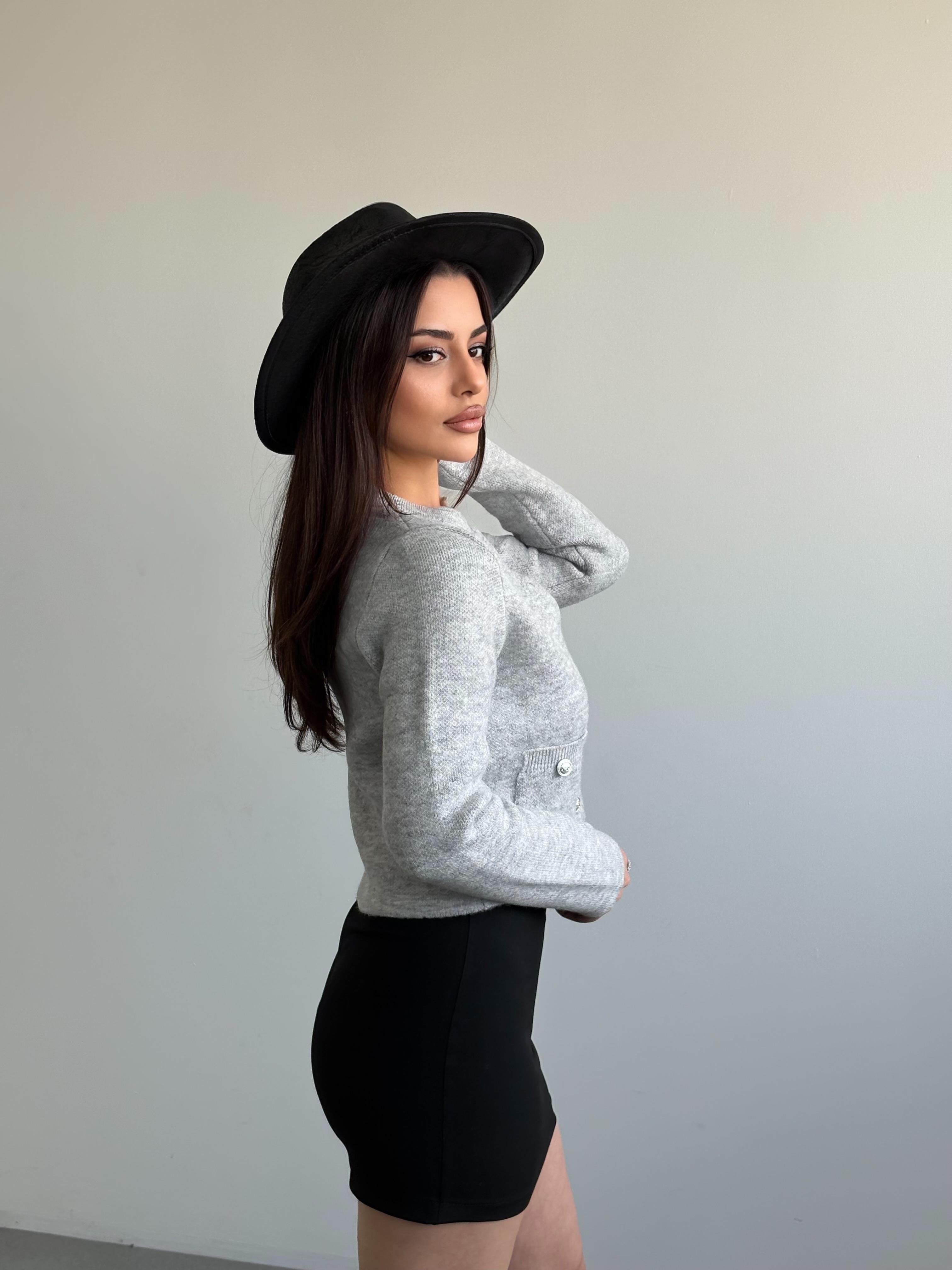 Düğmeli Triko Hırka