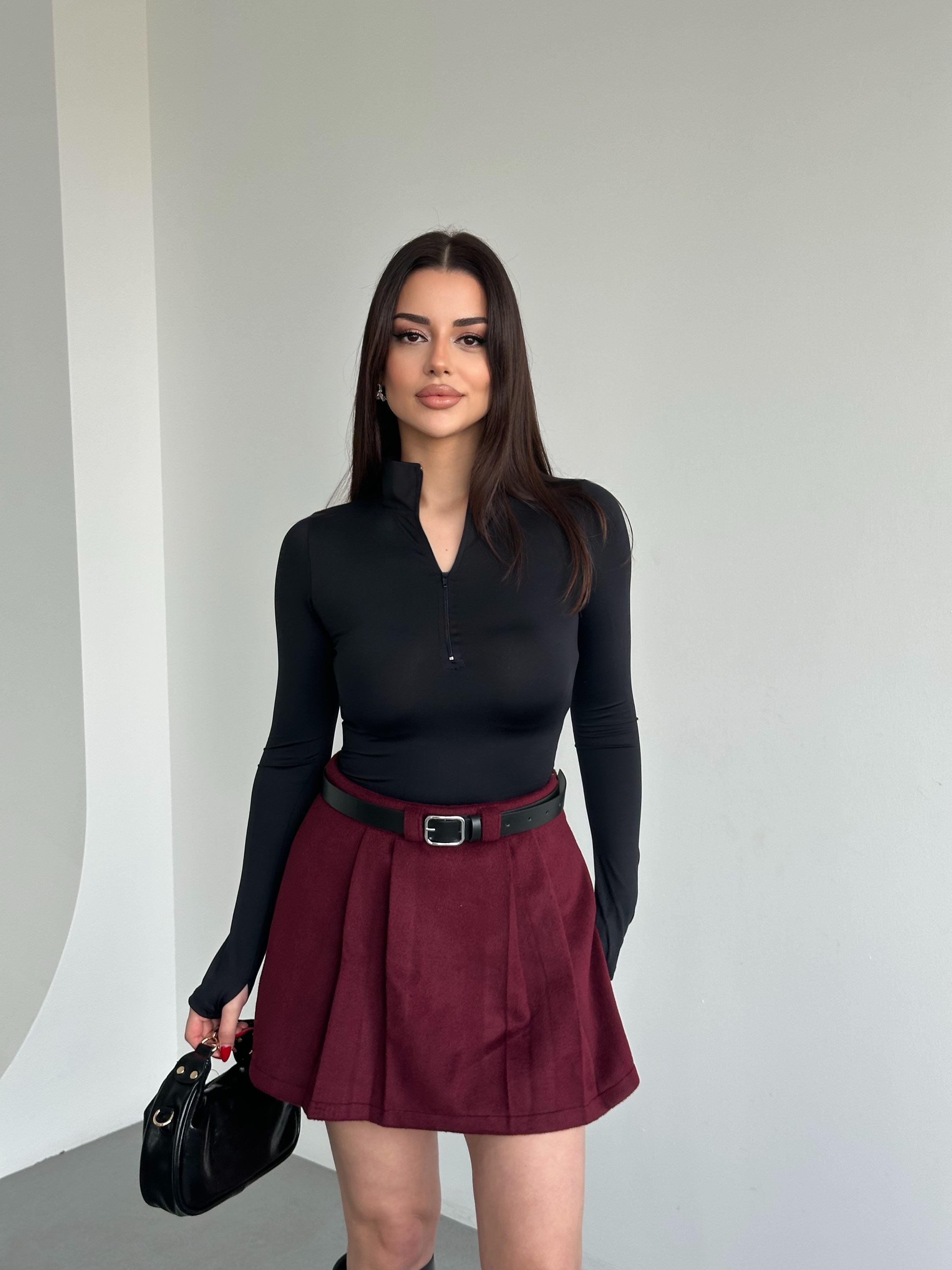 Fermuarlı Dik Yaka Bluz