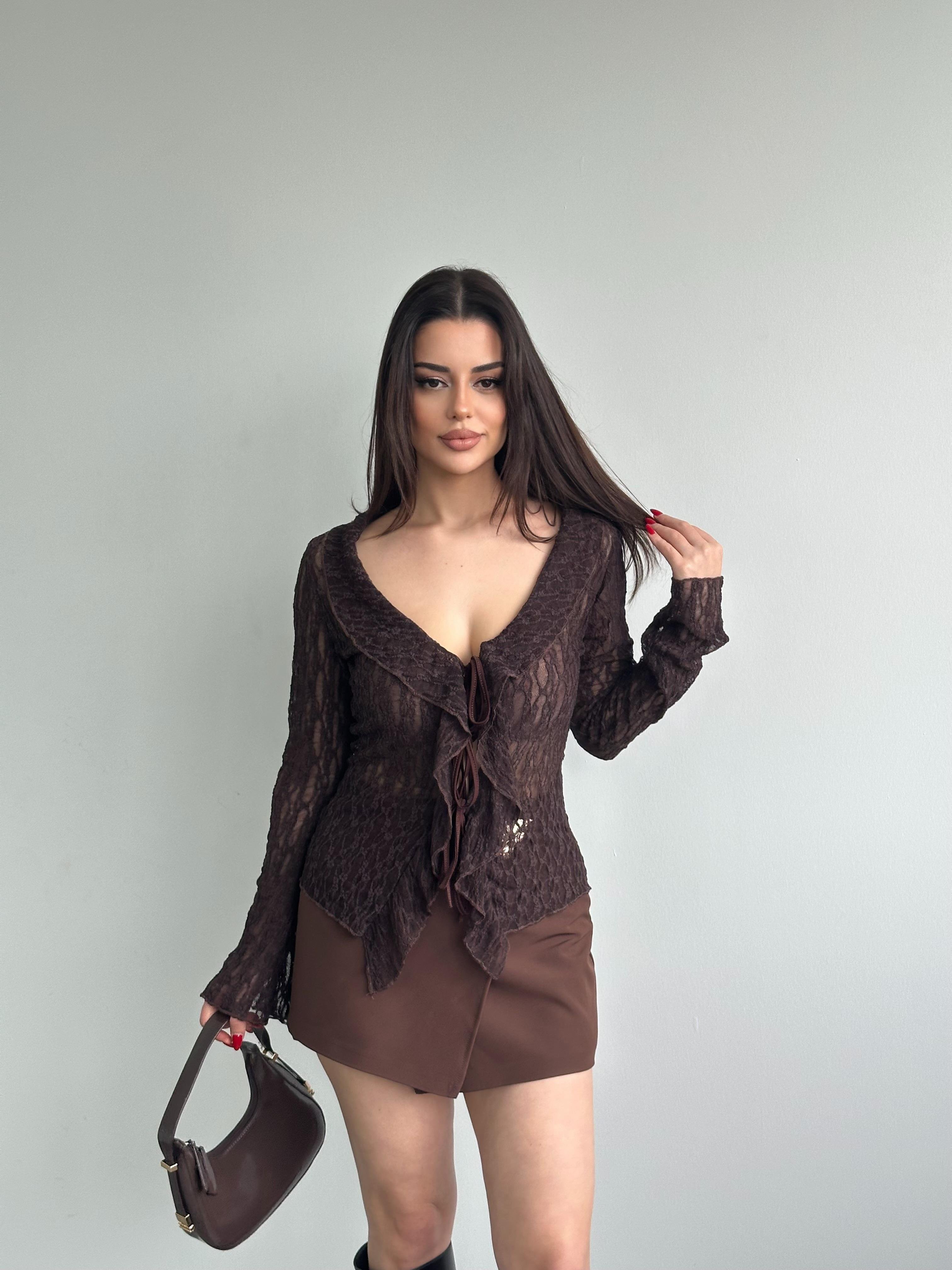 Fırfırlı Dantel Bluz