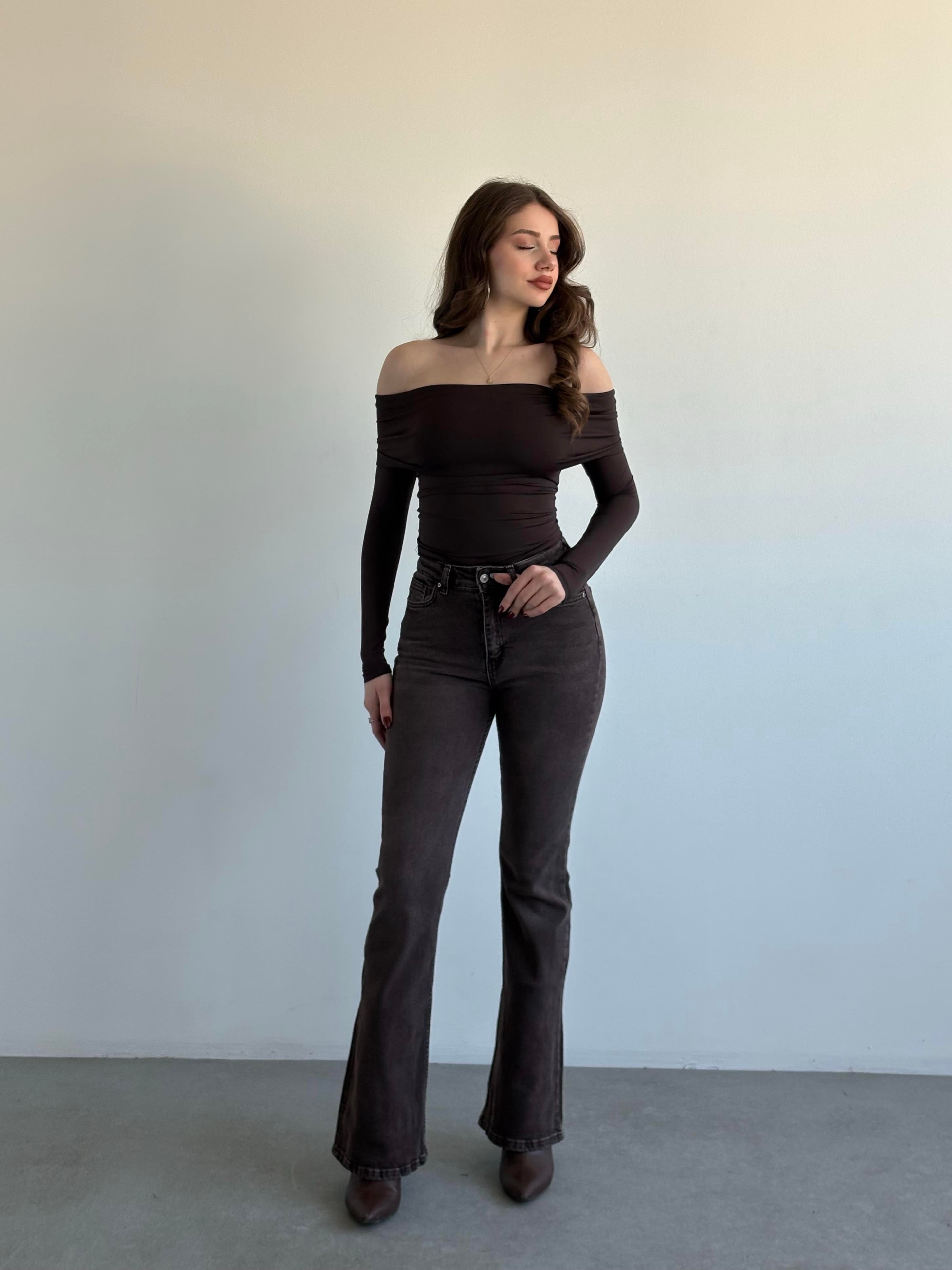 Flare Toparlayıcı Jean