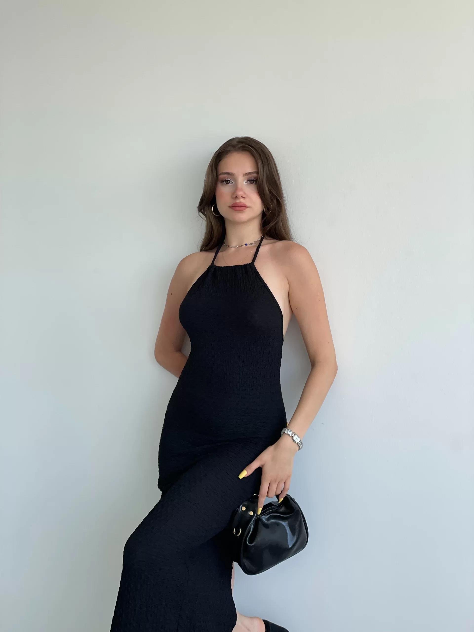 Gofre Halter Yaka Uzun Elbise