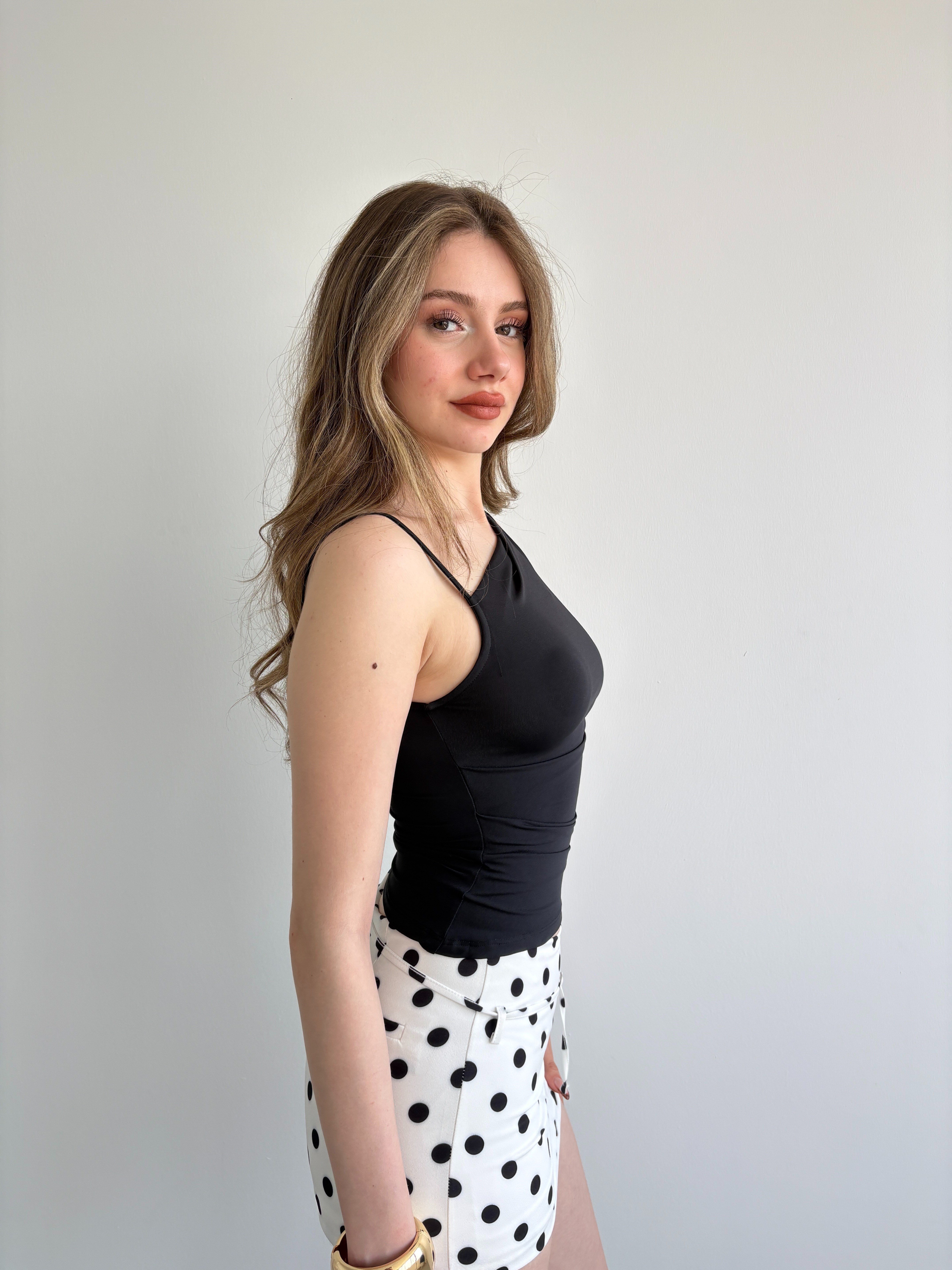 İnce Askılı Basic Crop