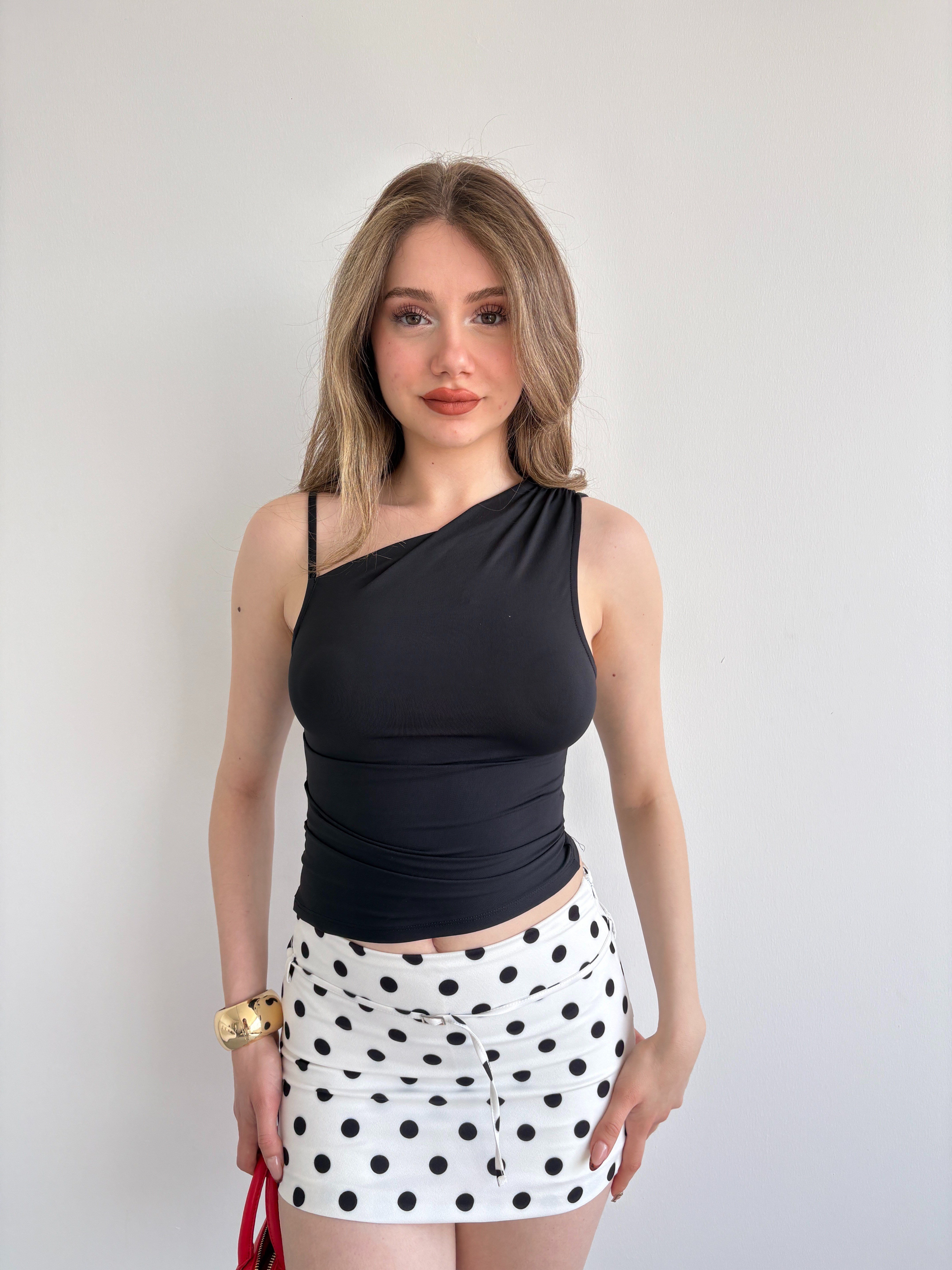 İnce Askılı Basic Crop