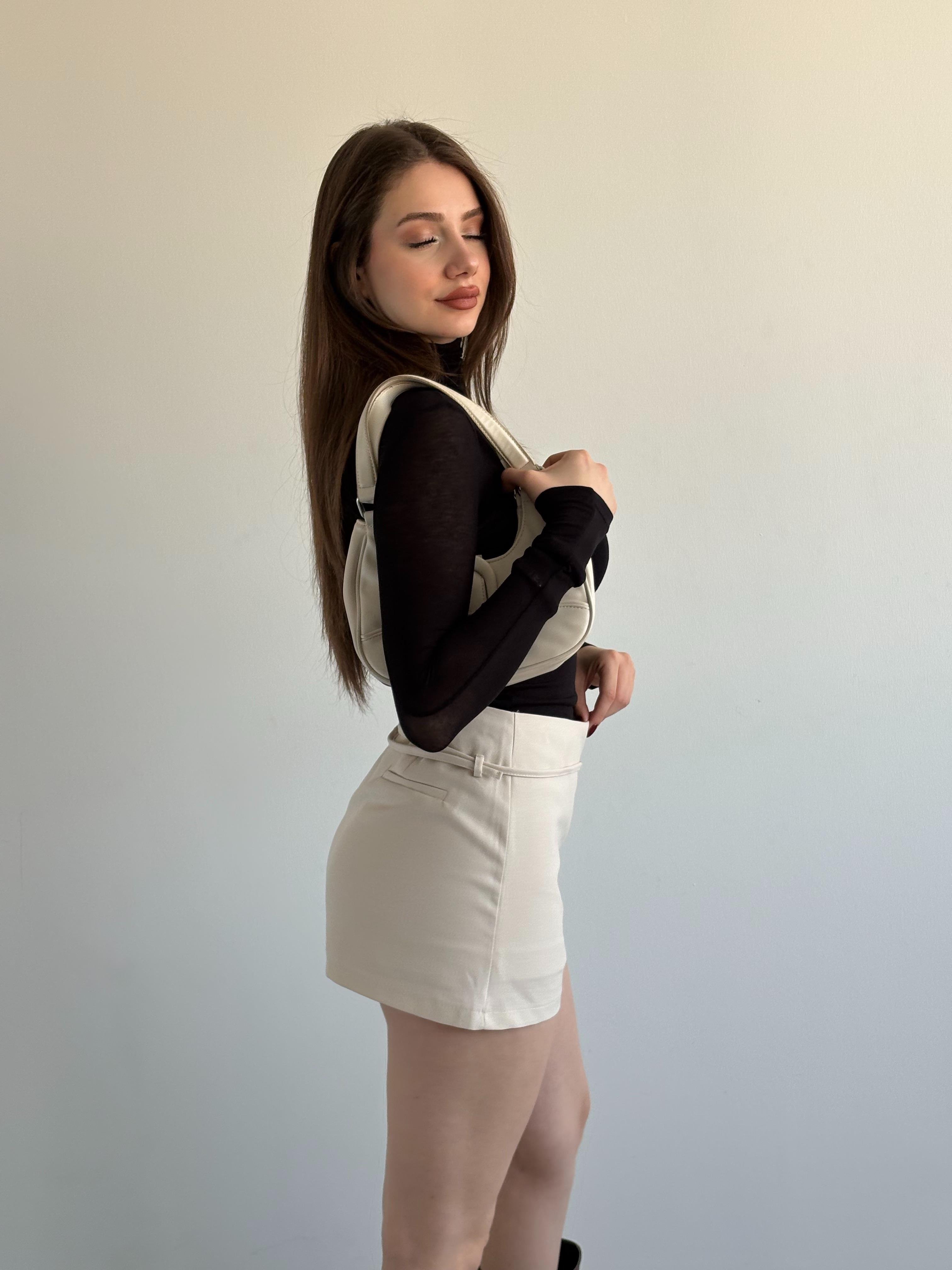 İnce Kemerli Şort Etek