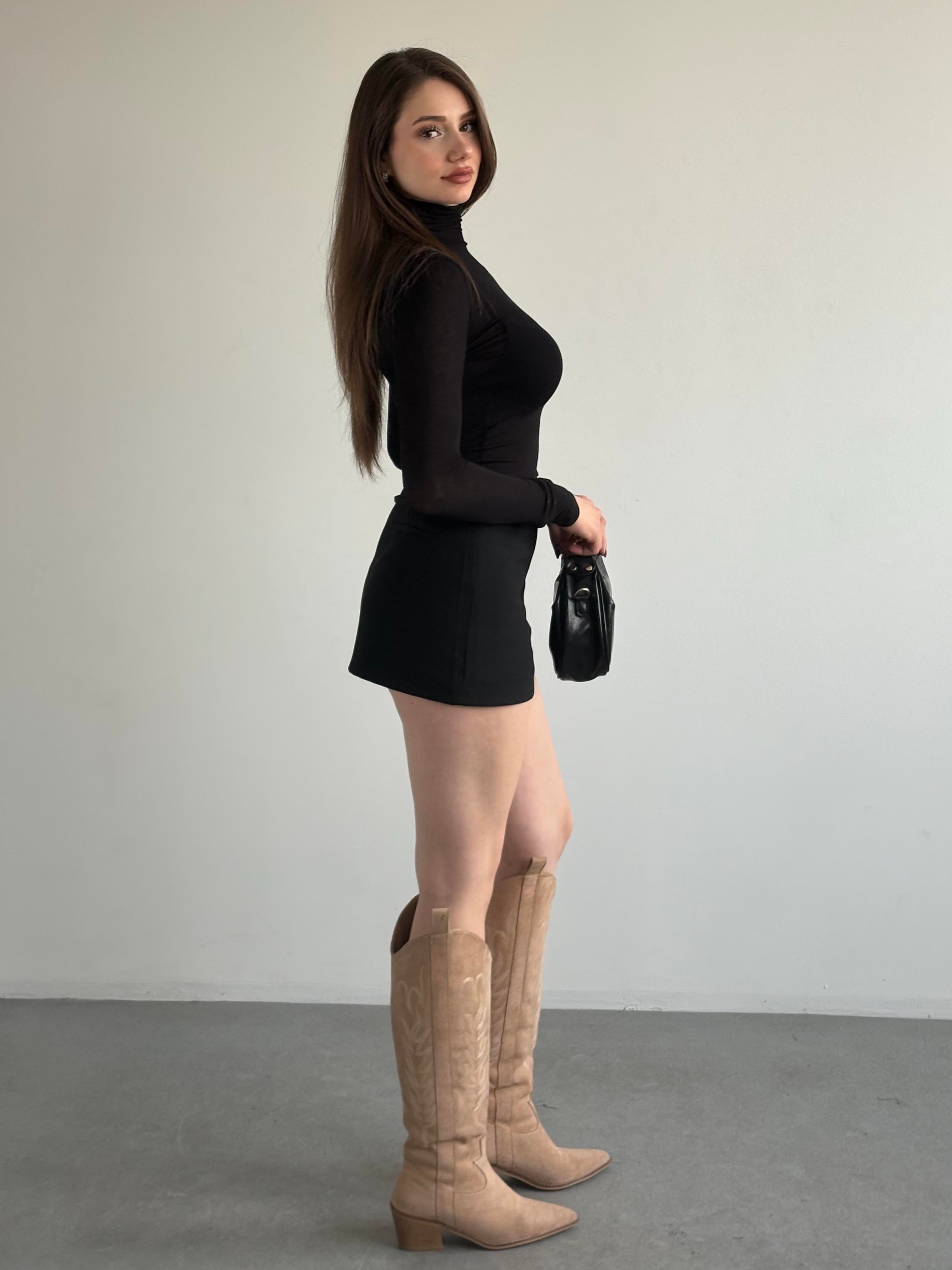 İnce Kemerli Şort Etek