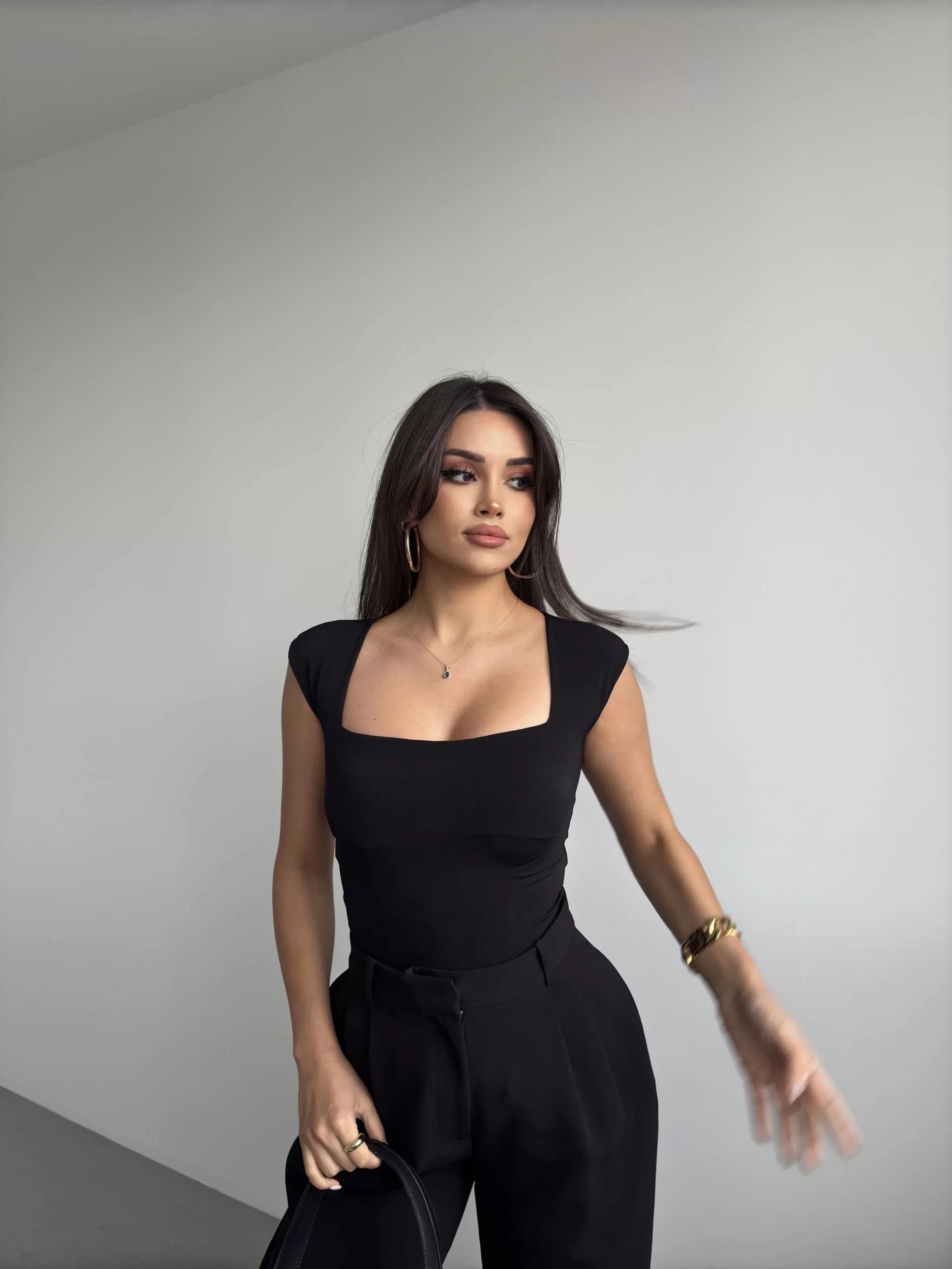 Kare Yaka Bodysuit