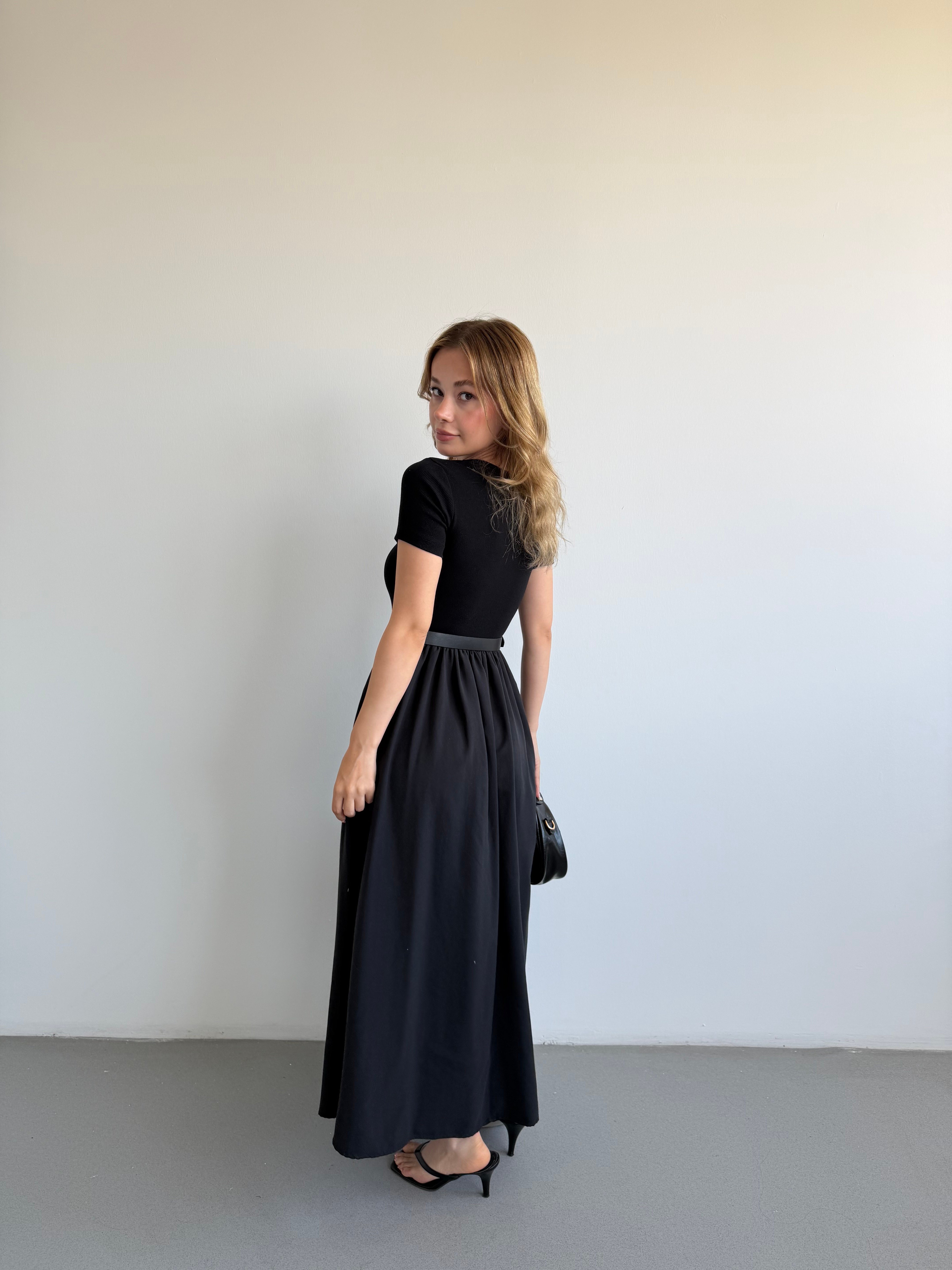 Kemerli Maxi Elbise