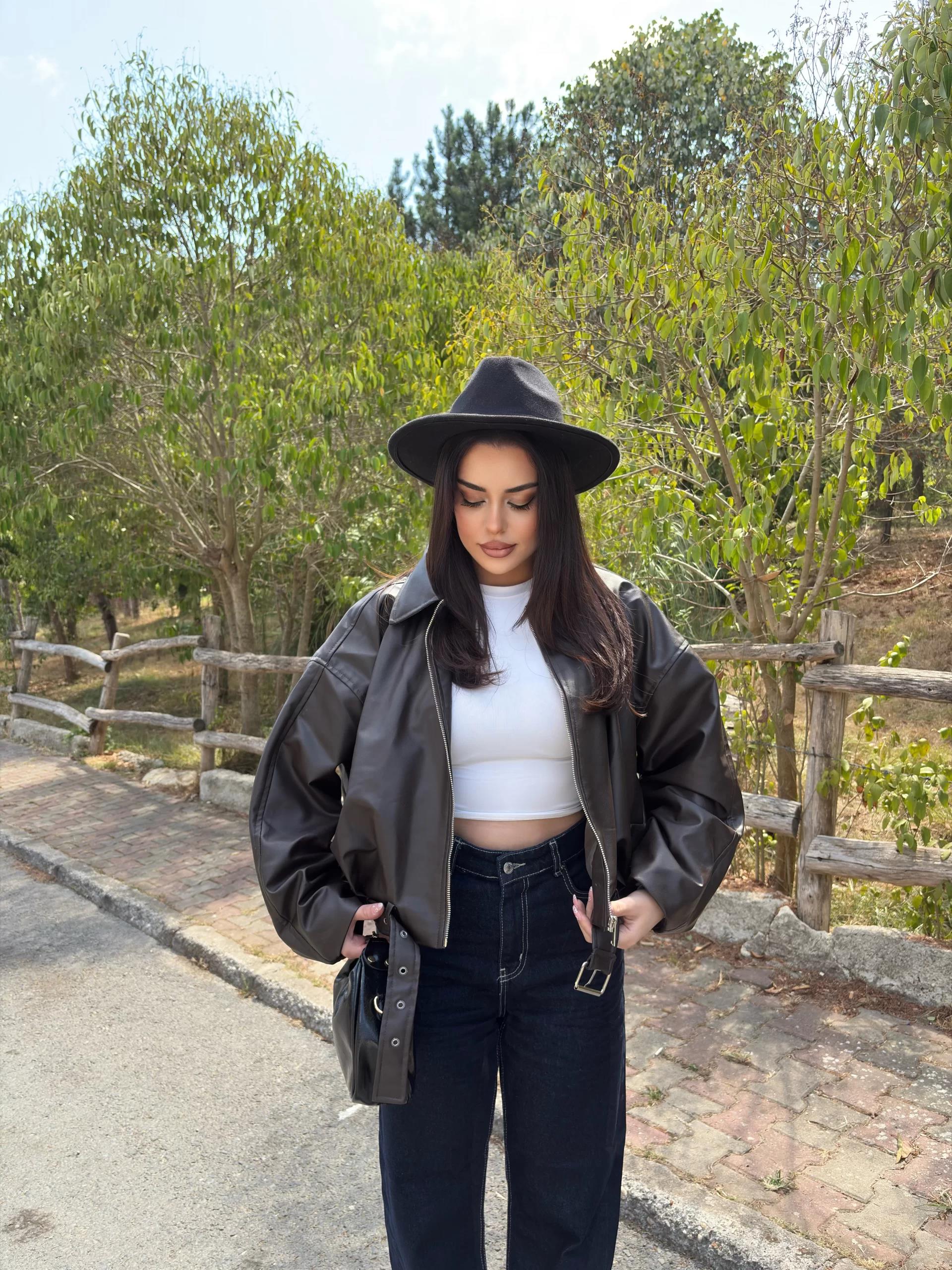 Kemerli Oversize Deri Ceket