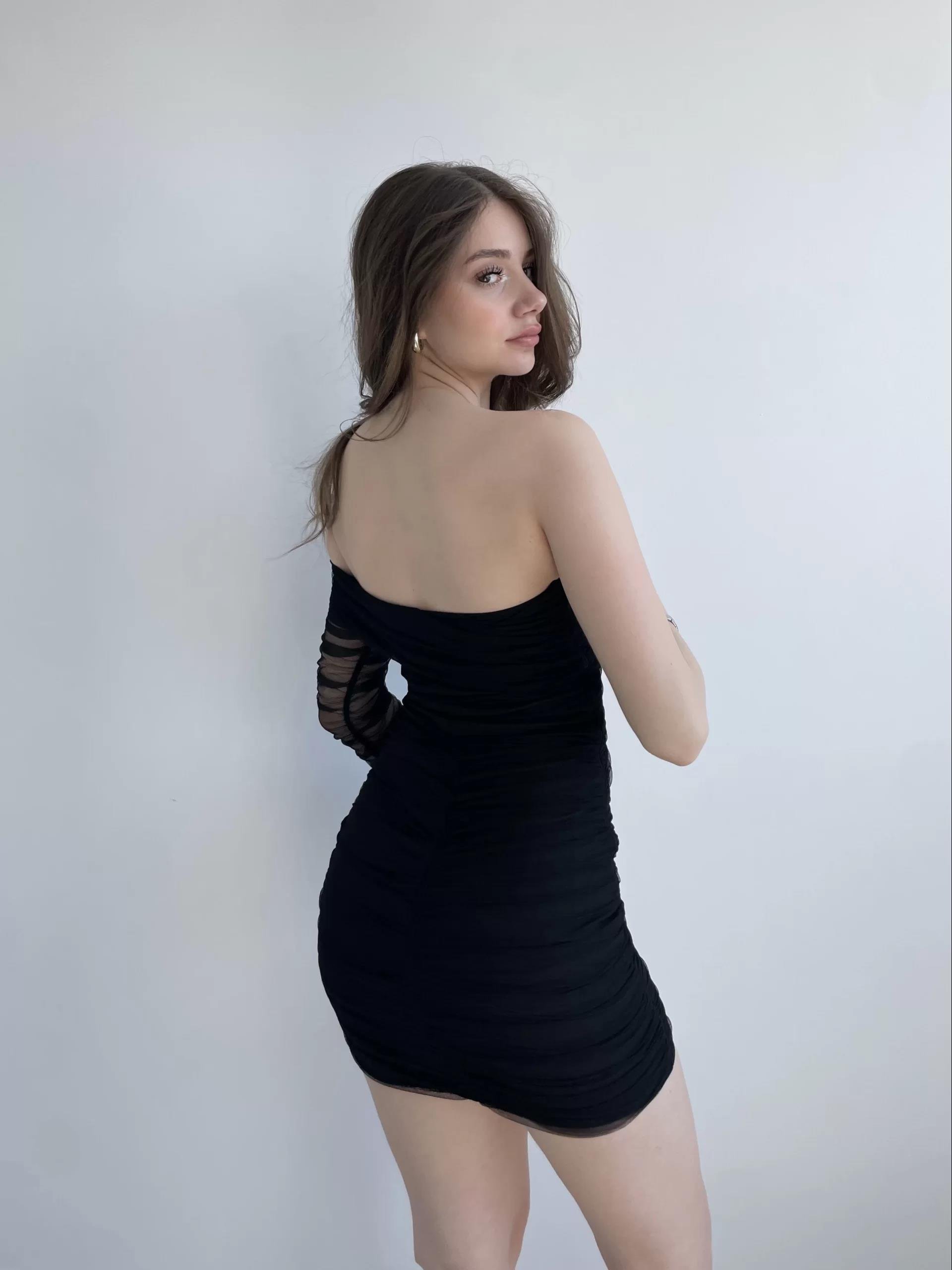 Kolu Tül Büzgülü Elbise