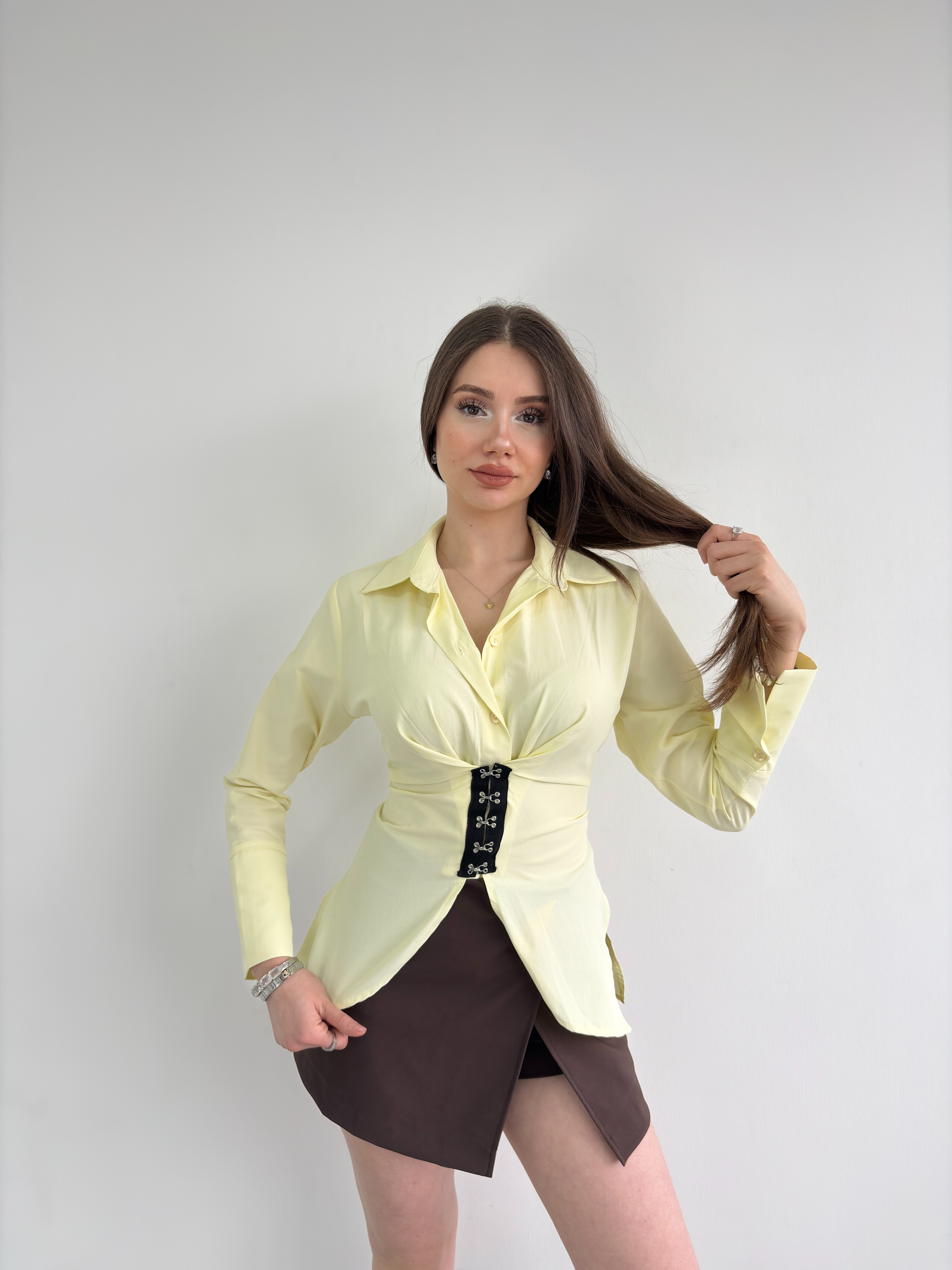 Korse Detaylı Gömlek 