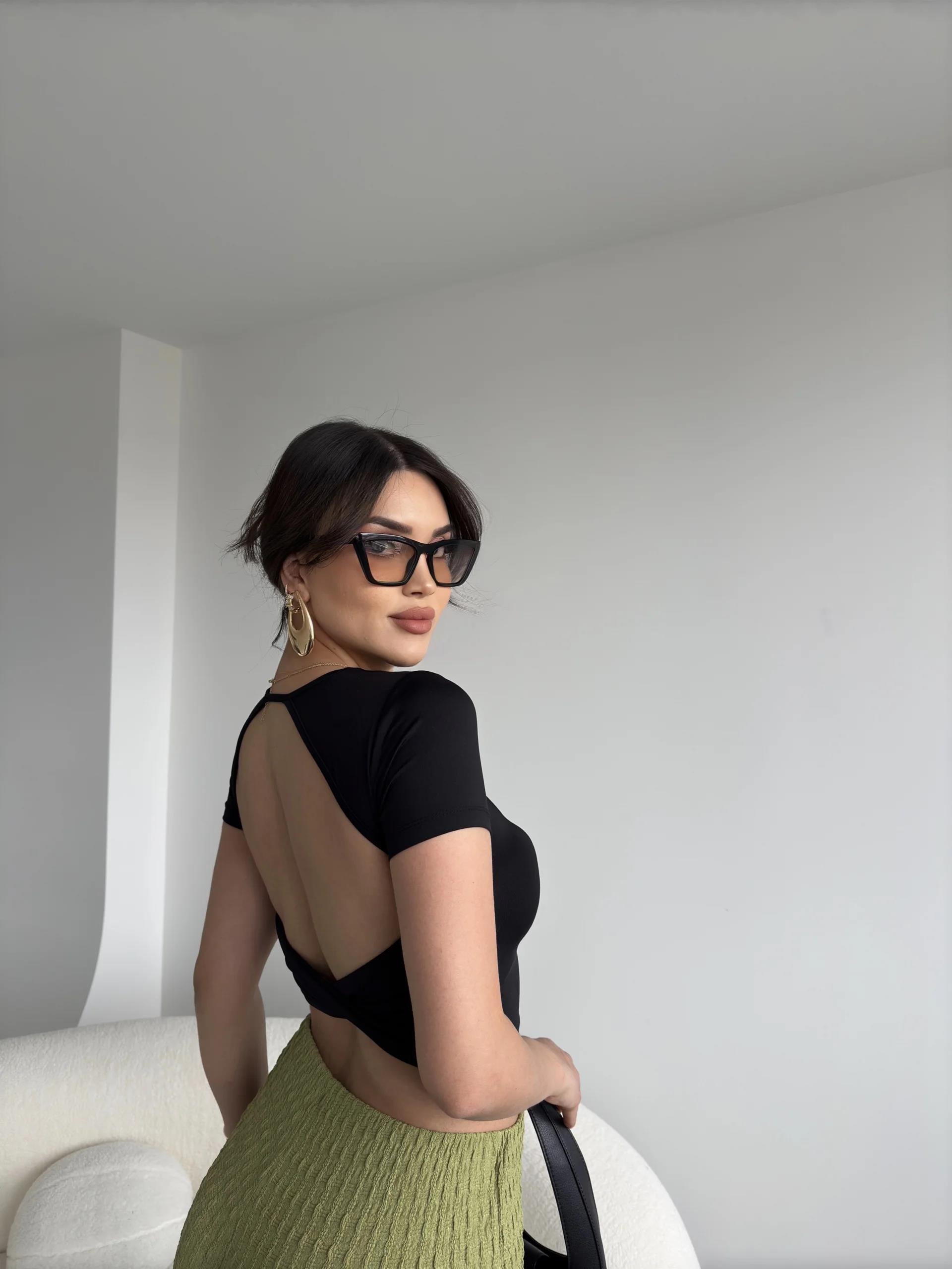 Leoni Sırt Dekolteli Premium Crop