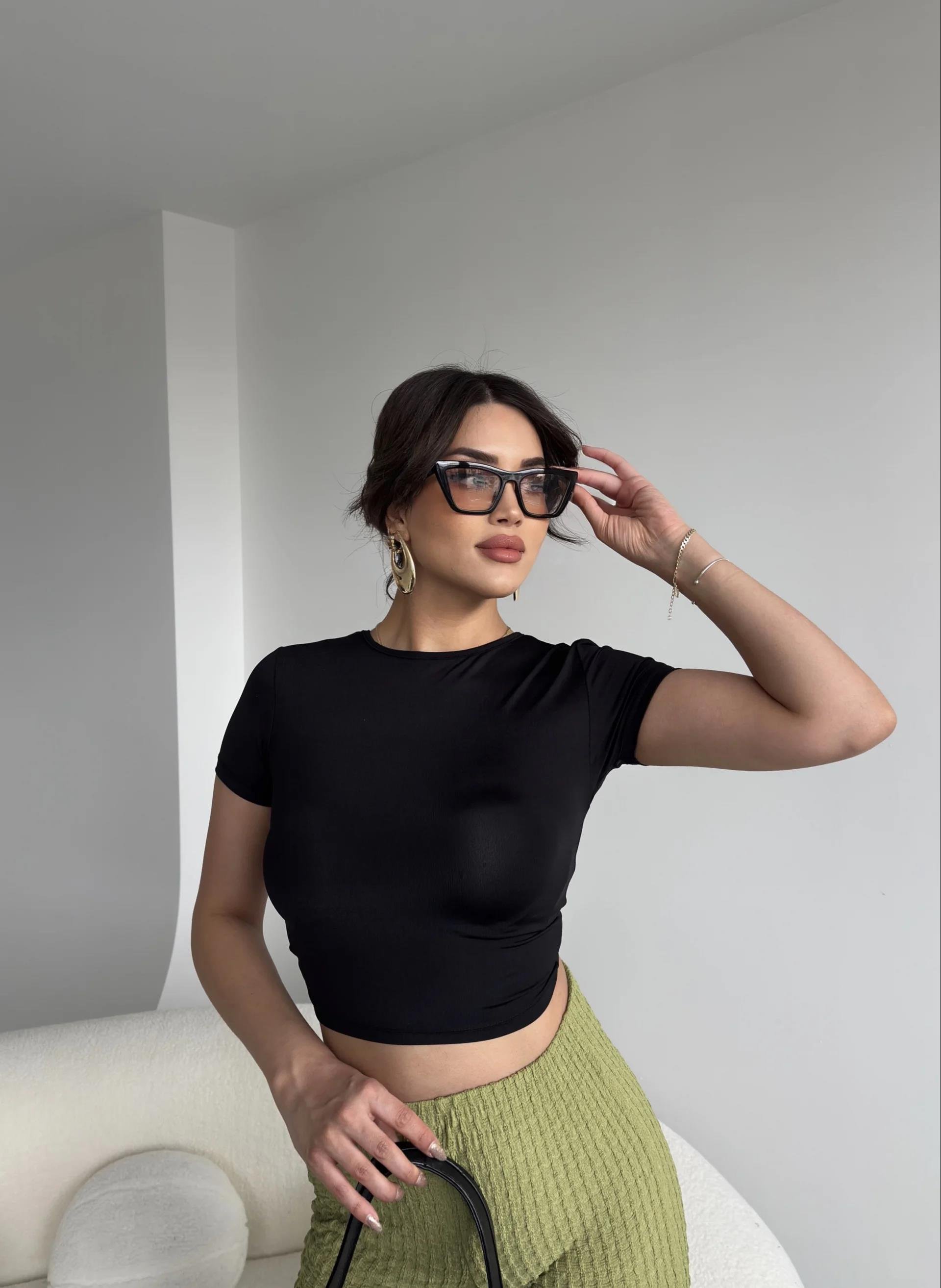 Leoni Sırt Dekolteli Premium Crop