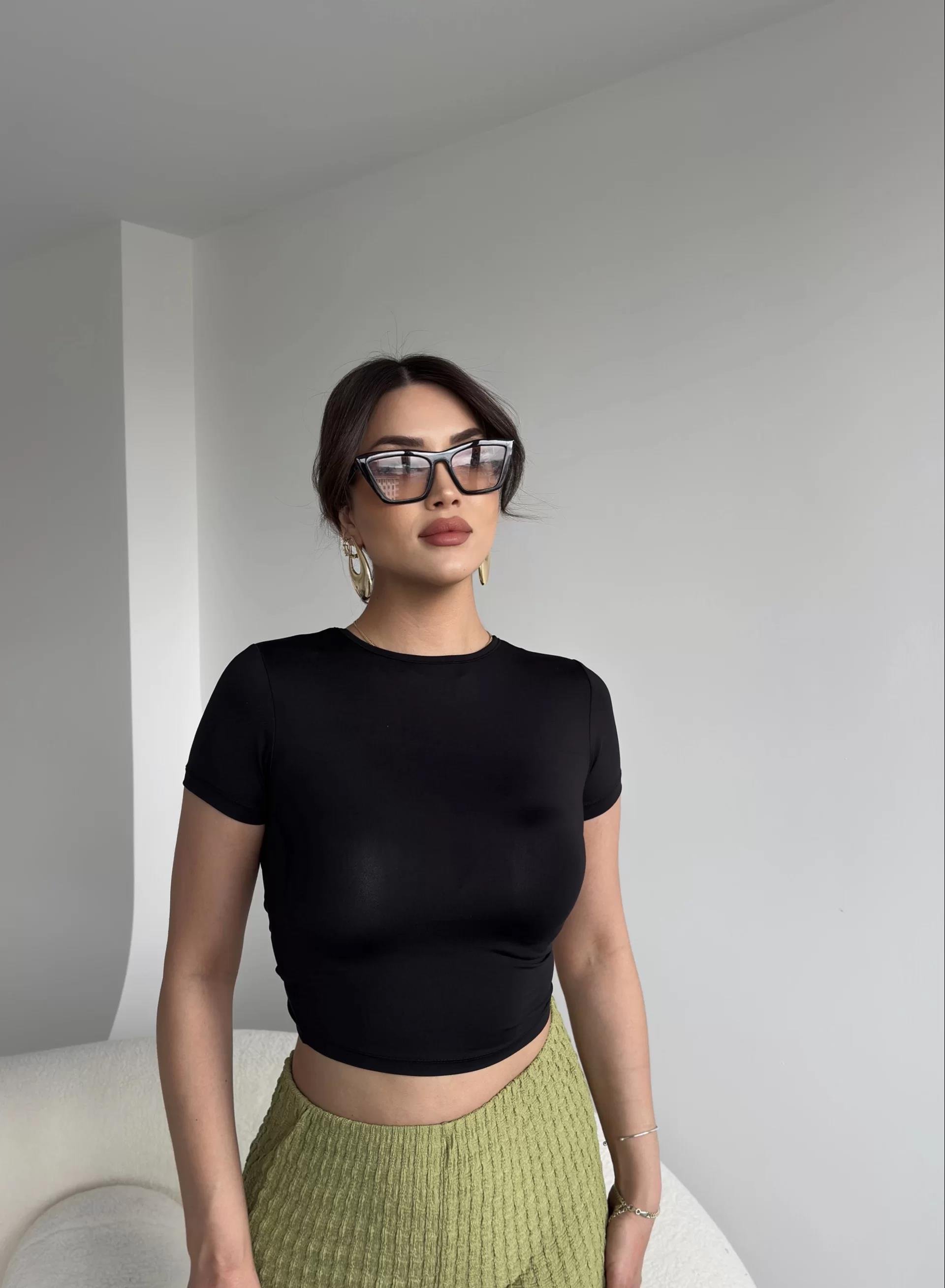 Leoni Sırt Dekolteli Premium Crop