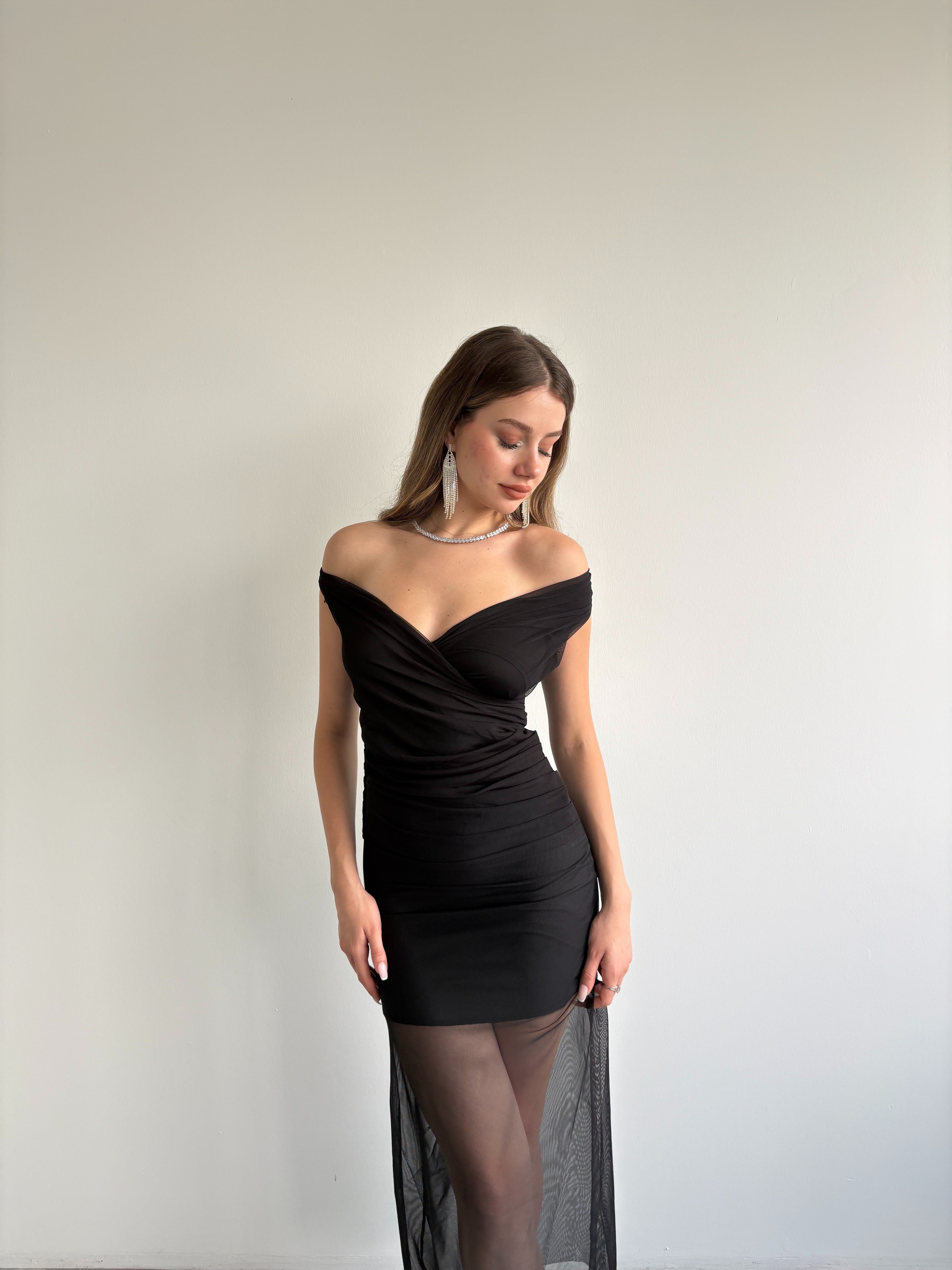 Madonna Yaka Tül Elbise