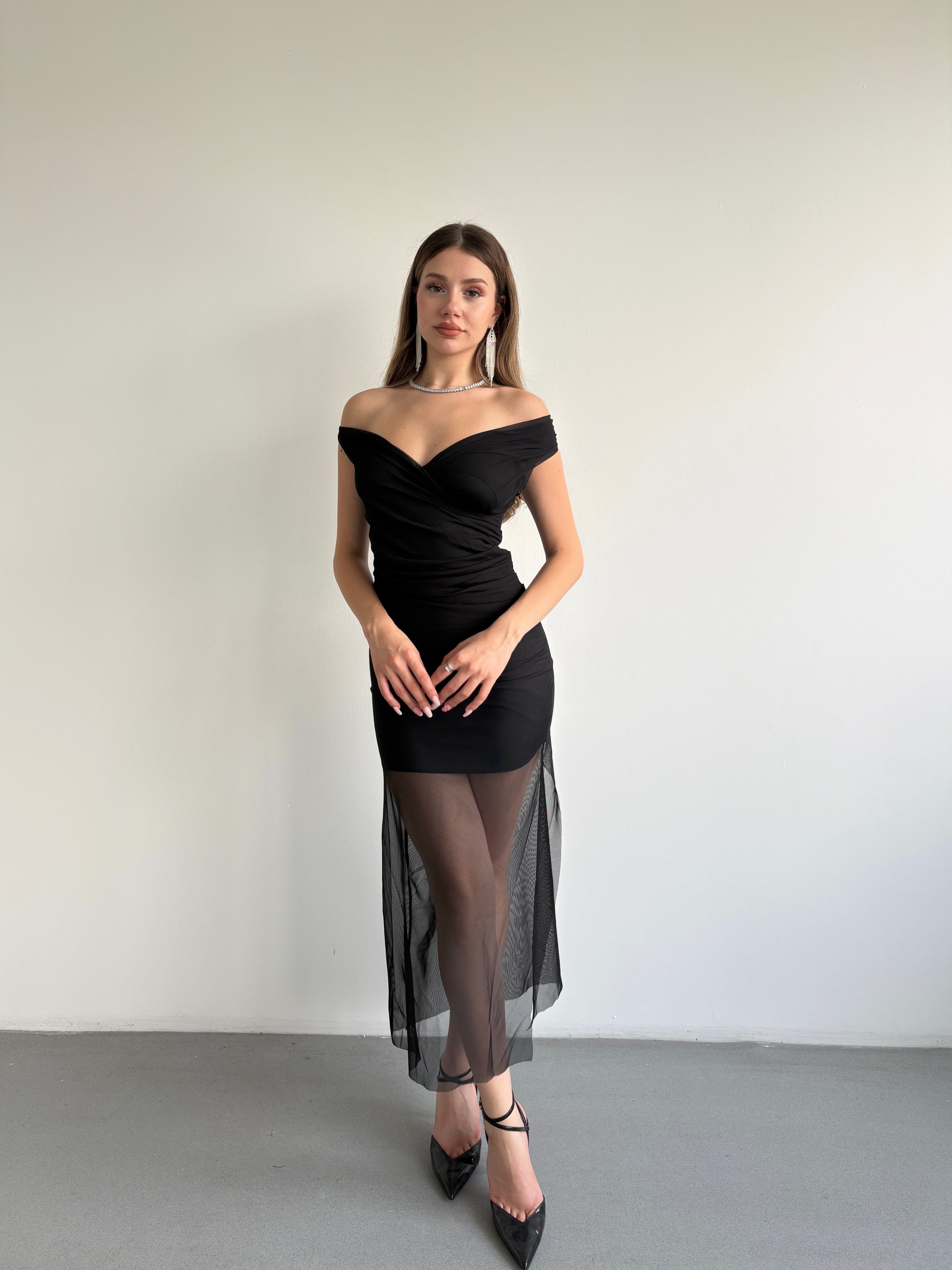 Madonna Yaka Tül Elbise