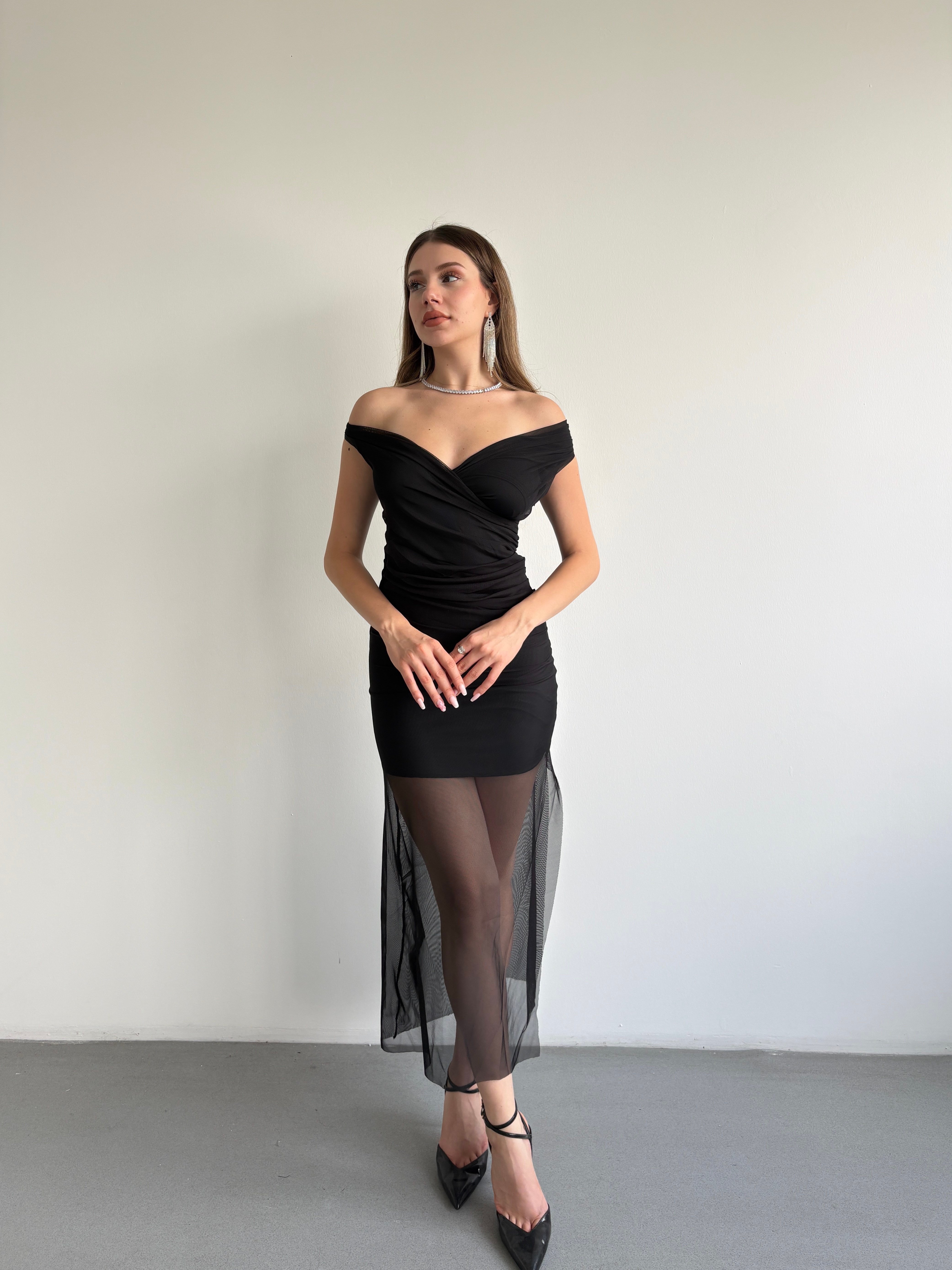 Madonna Yaka Tül Elbise
