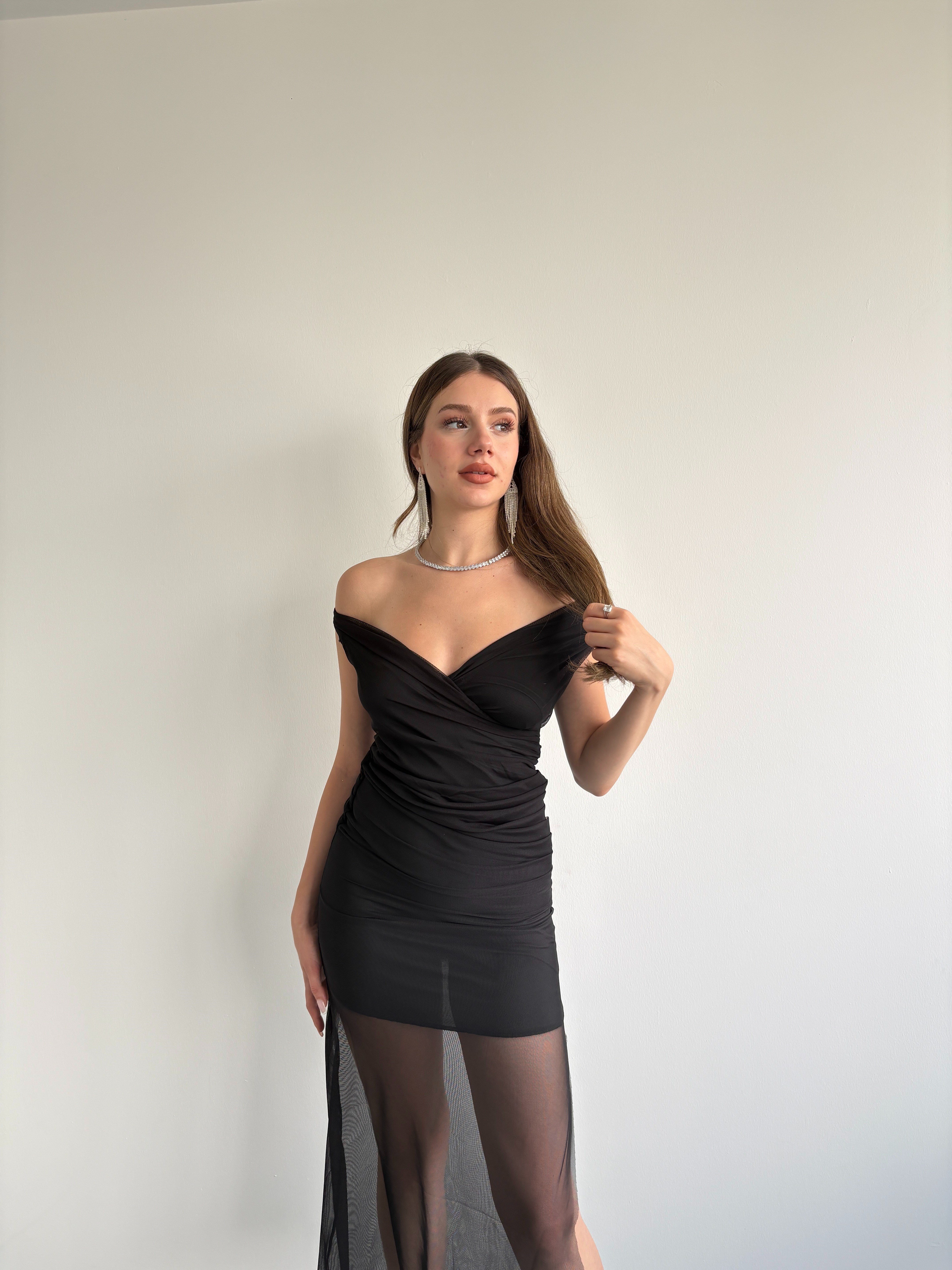 Madonna Yaka Tül Elbise
