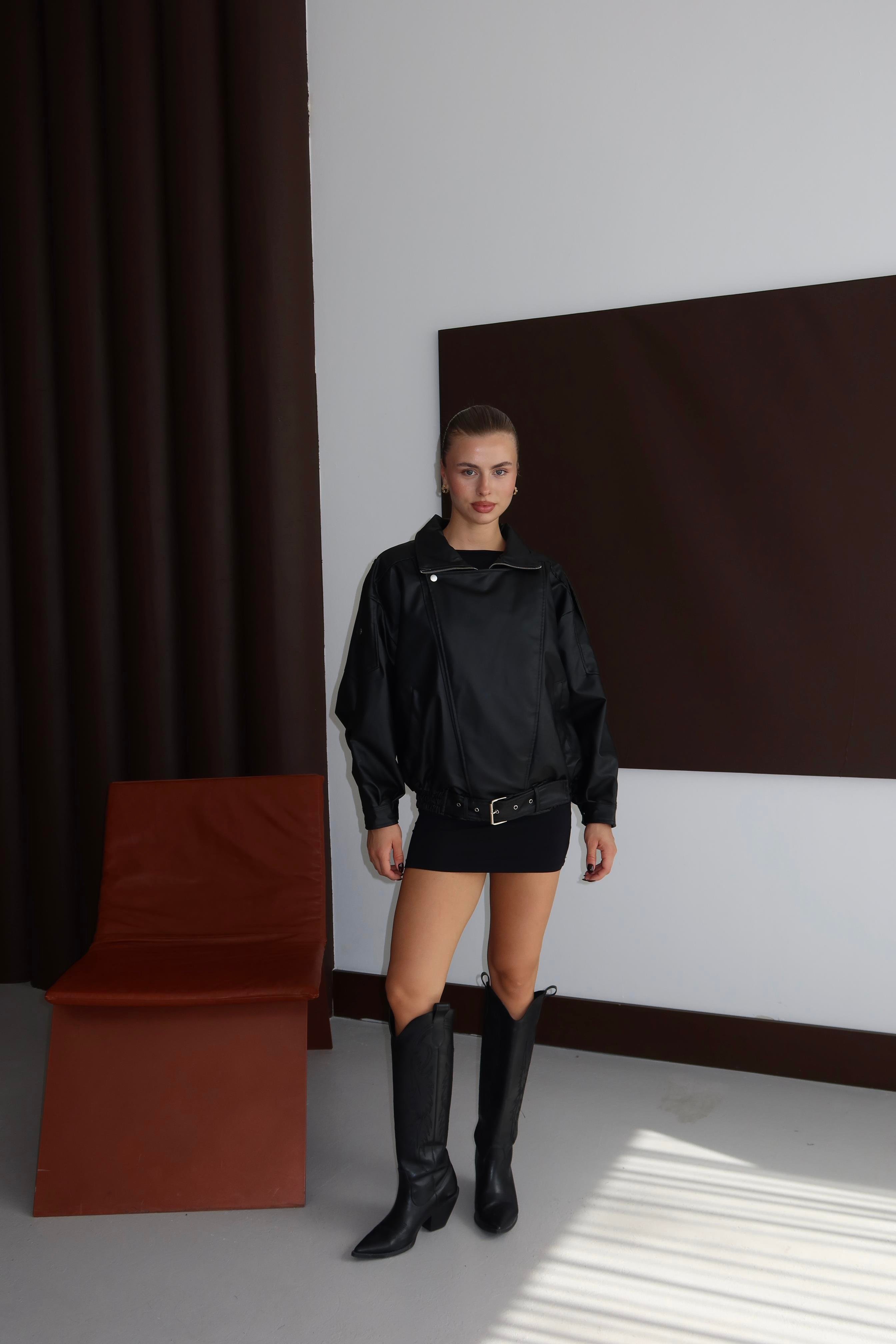 Oversize Kemerli Deri Ceket Siyah