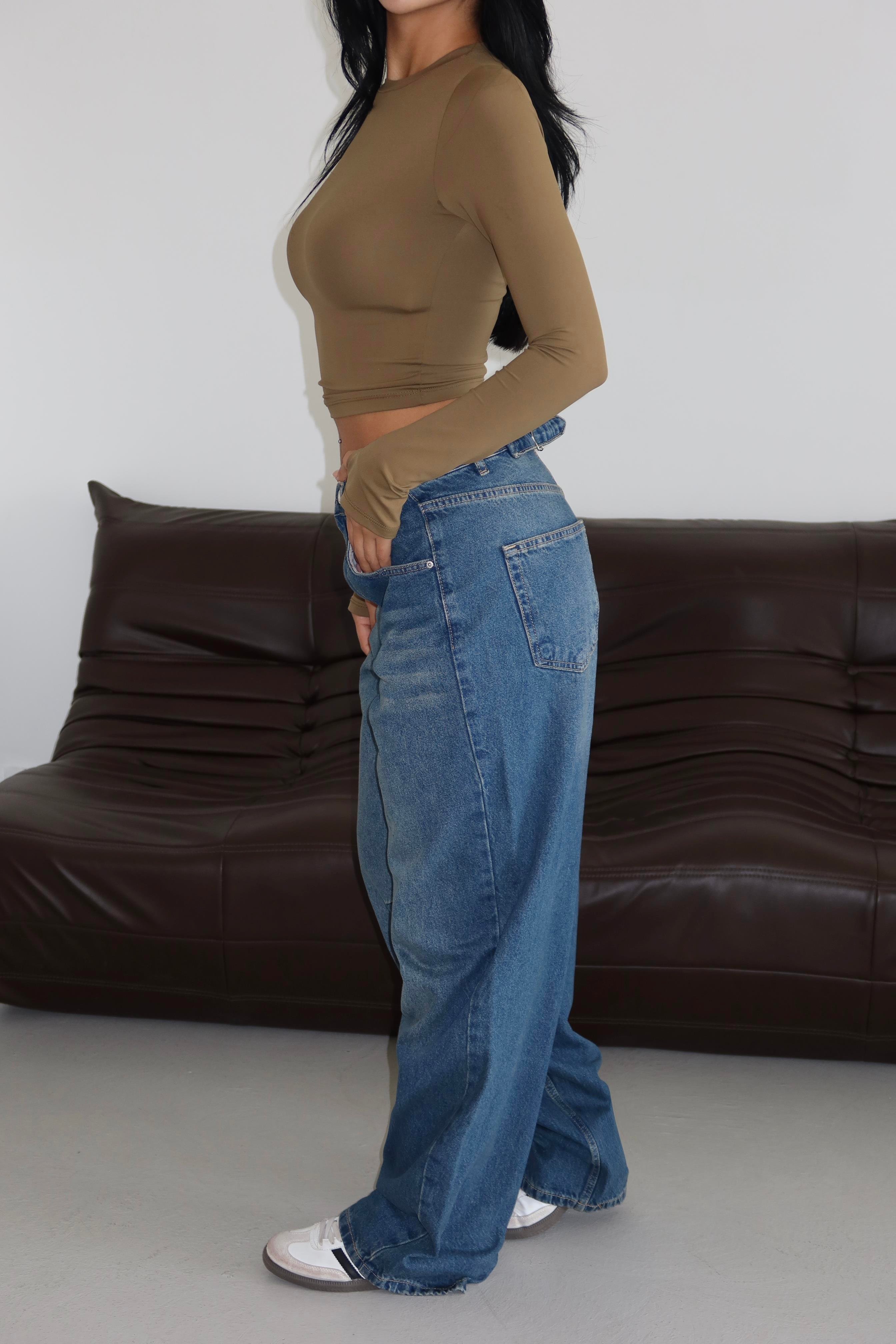 Parmak Detay Basic Crop Haki