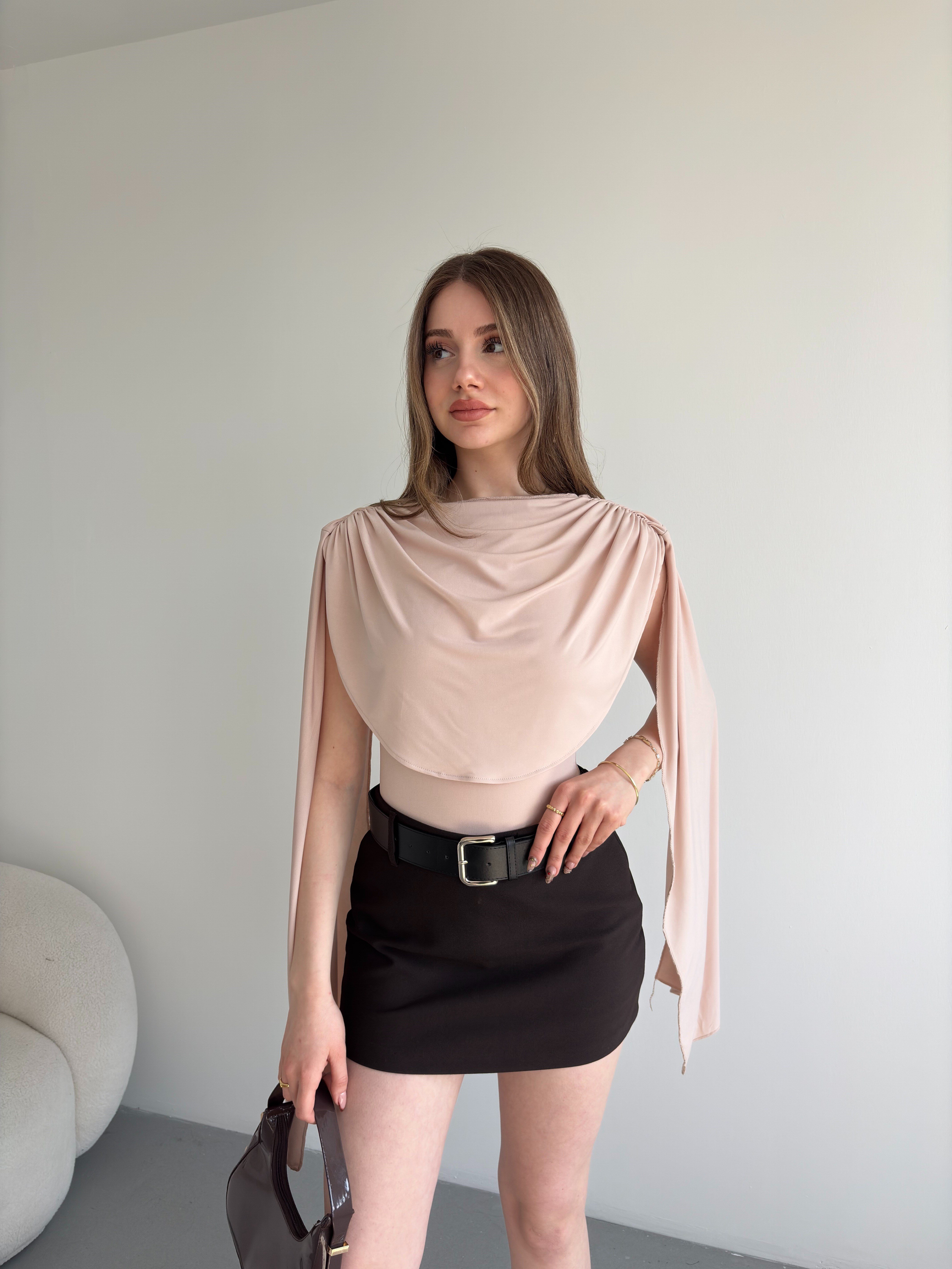 Pelerin Bodysuit
