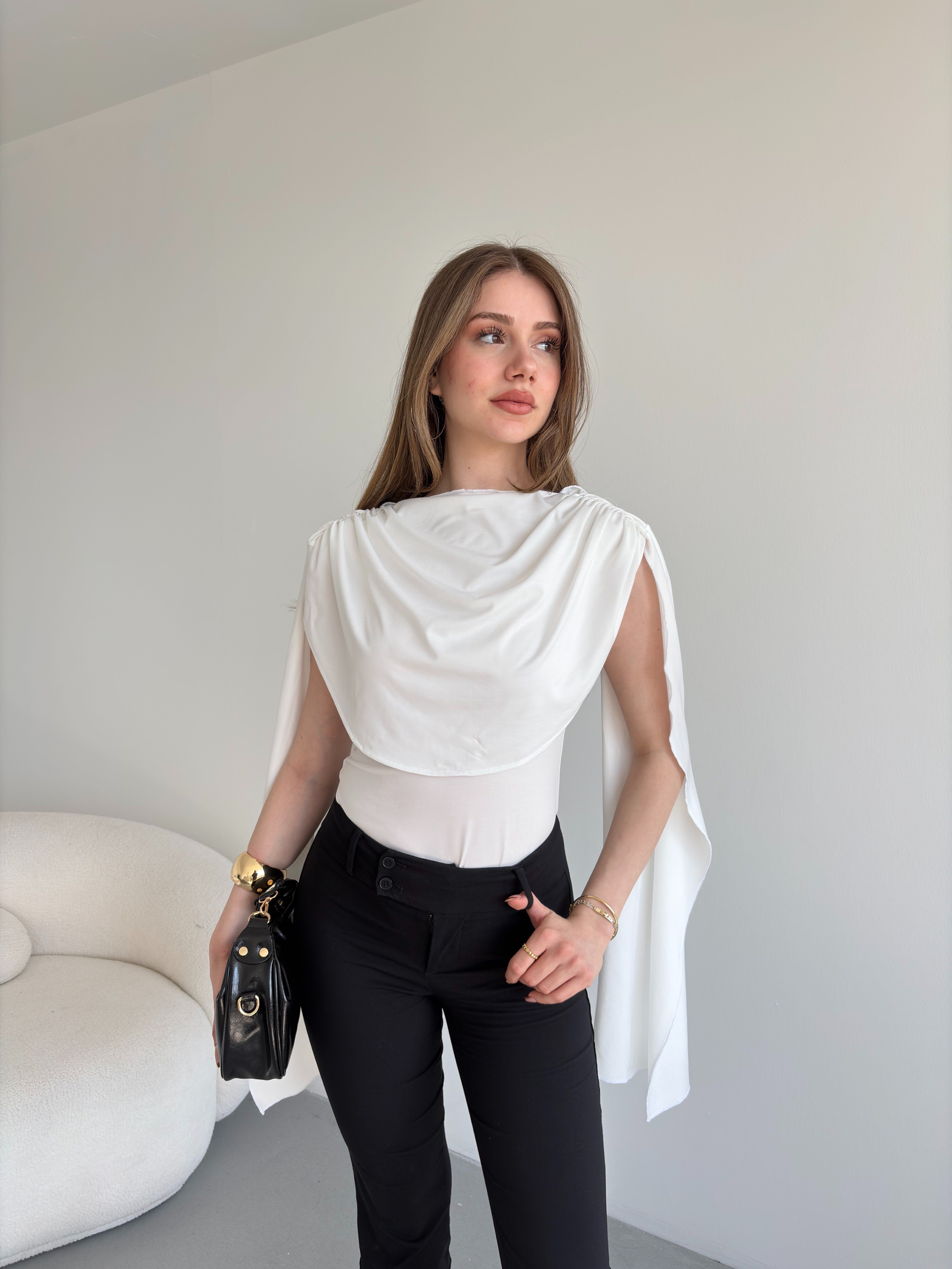 pelerin Bodysuit