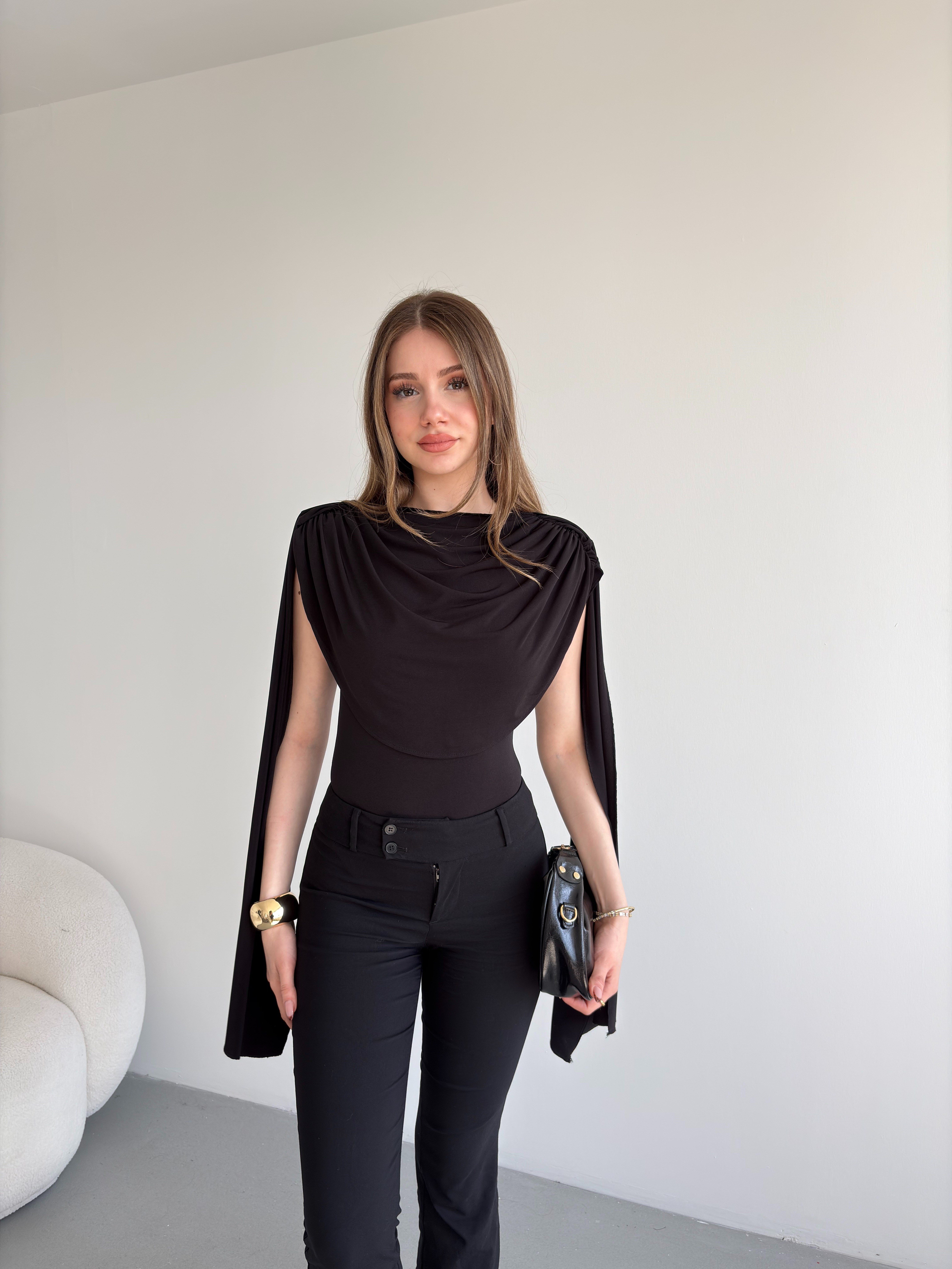 pelerin Bodysuit