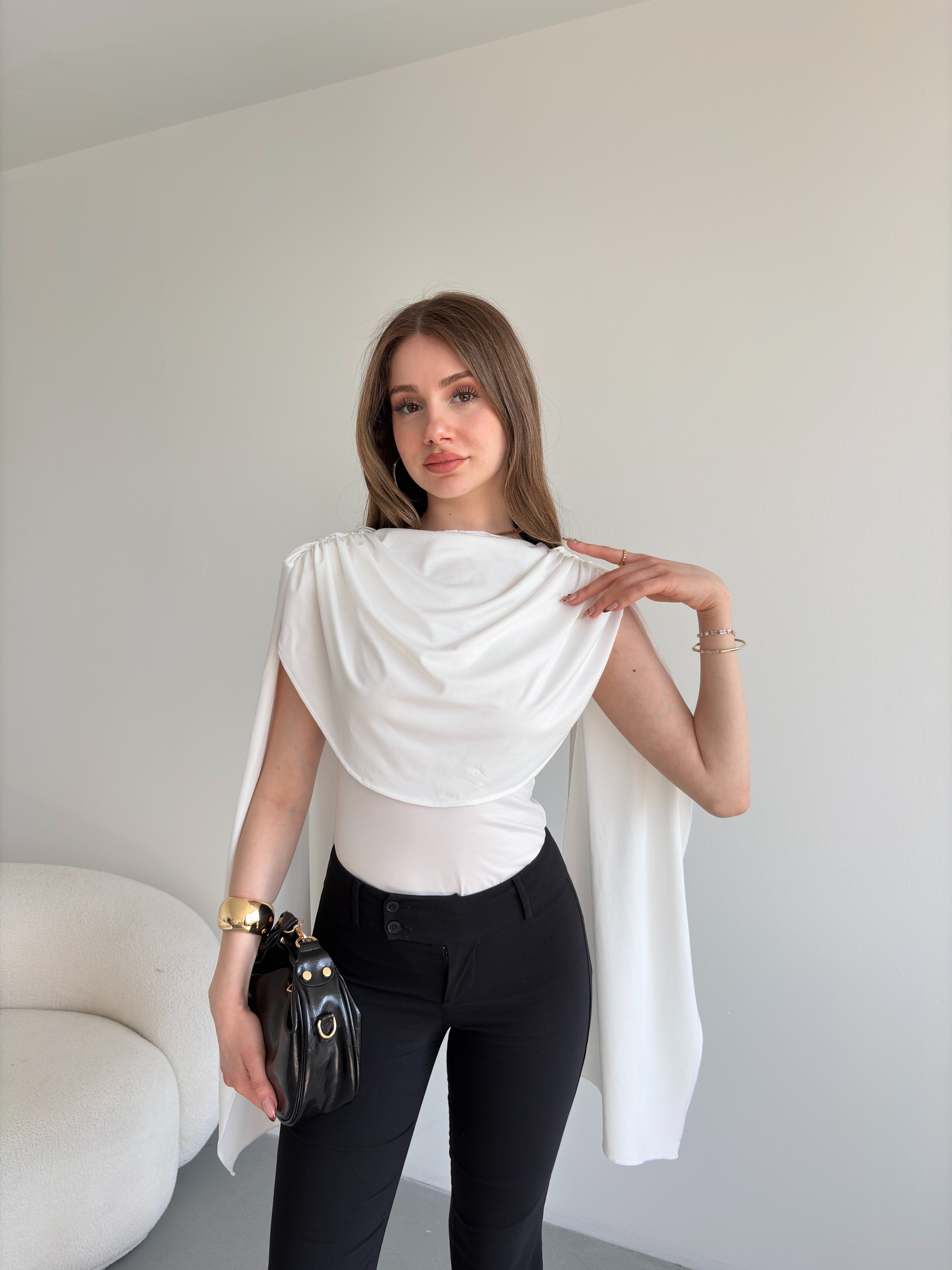 pelerin Bodysuit