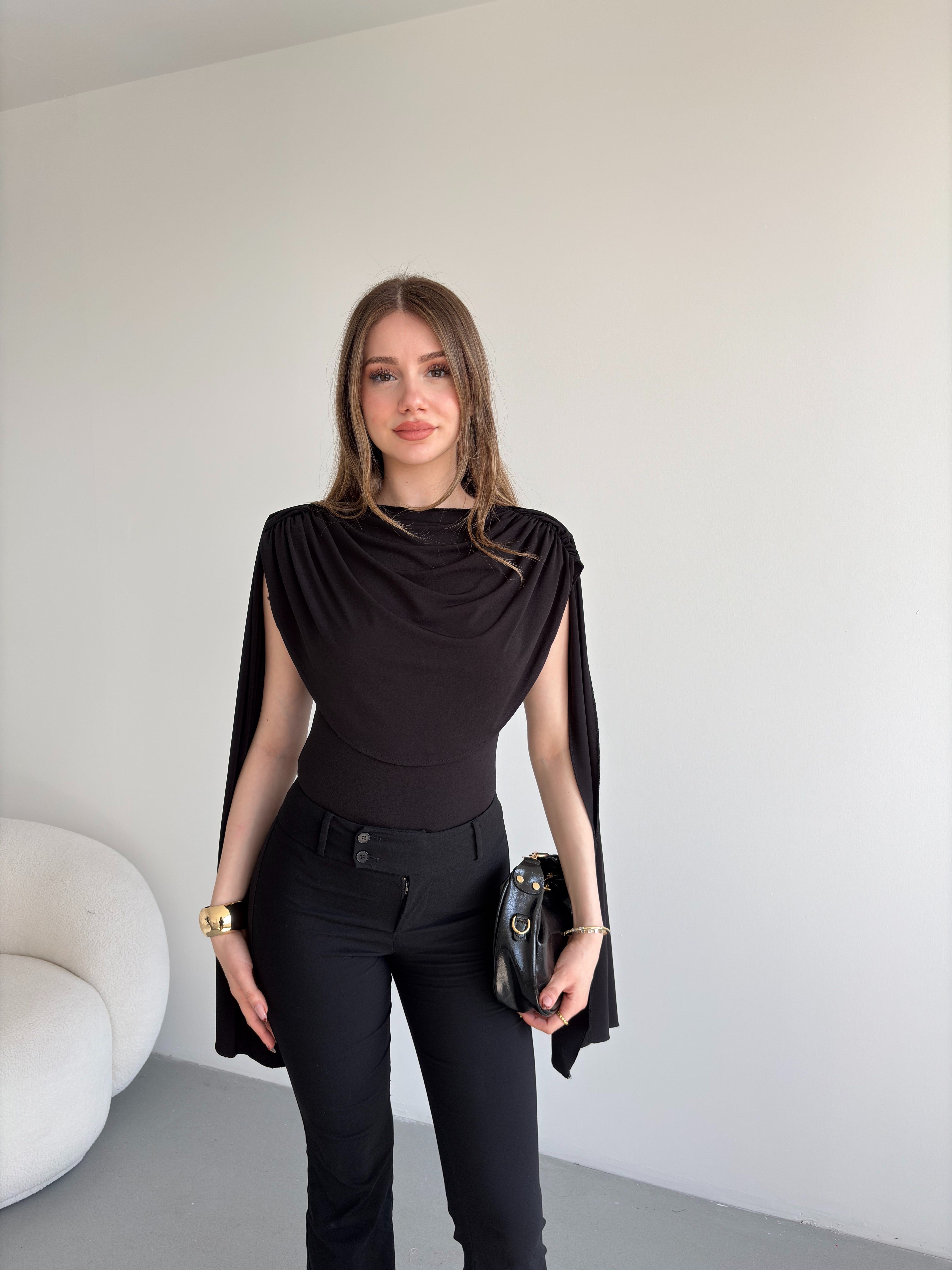 pelerin Bodysuit