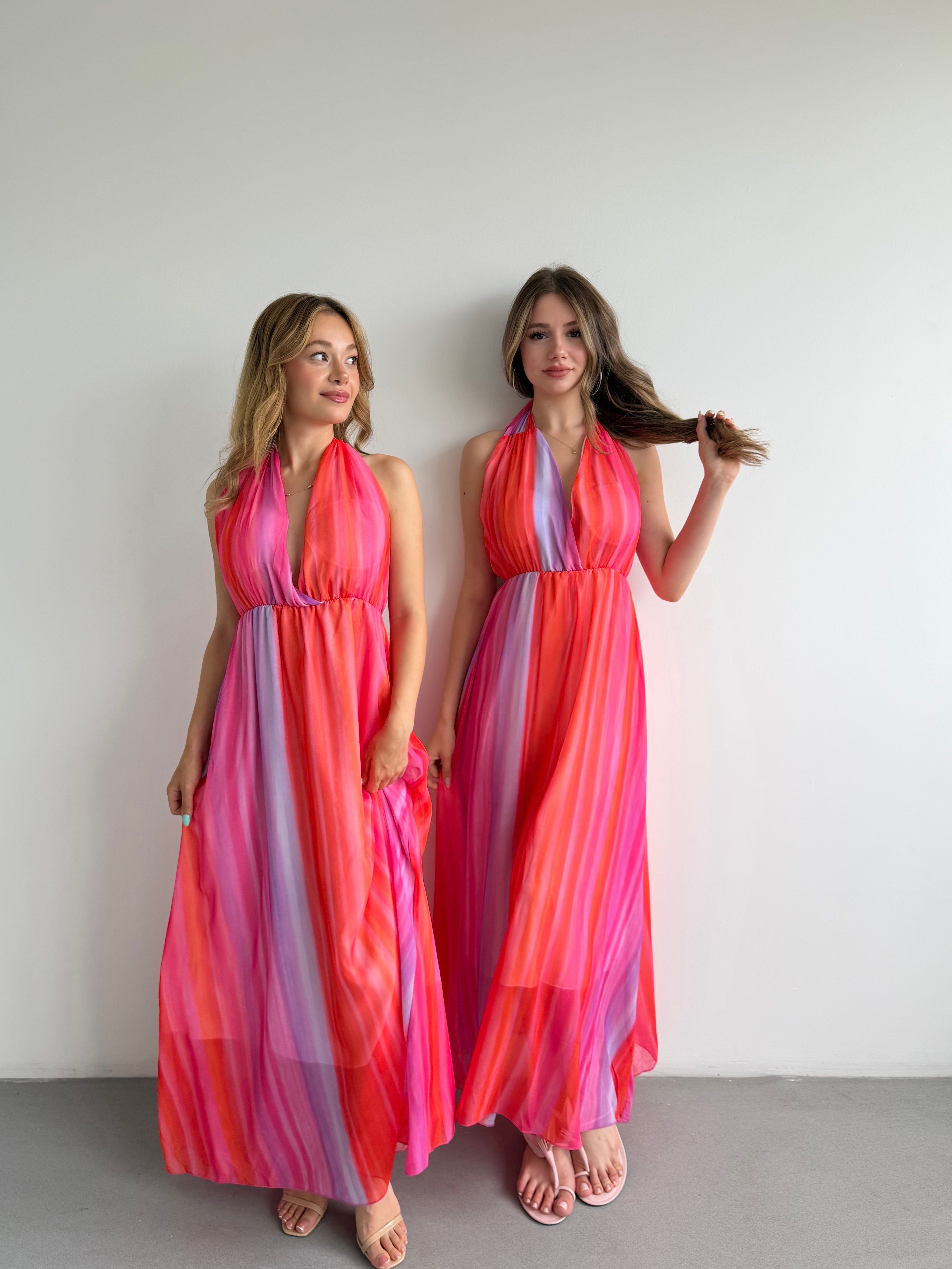 Pembe Geçişli Halter Elbise