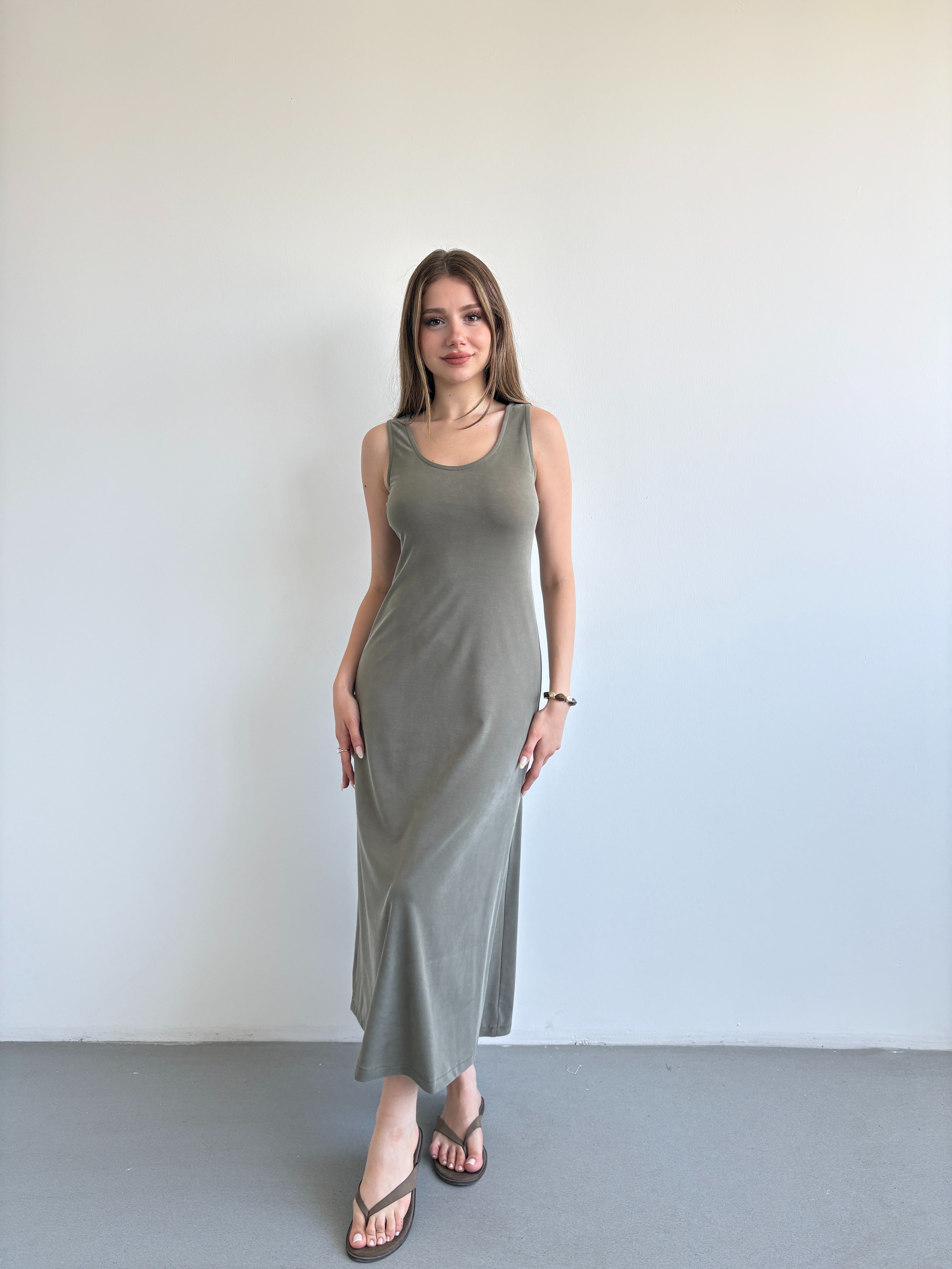 Pike Fularlı Elbise