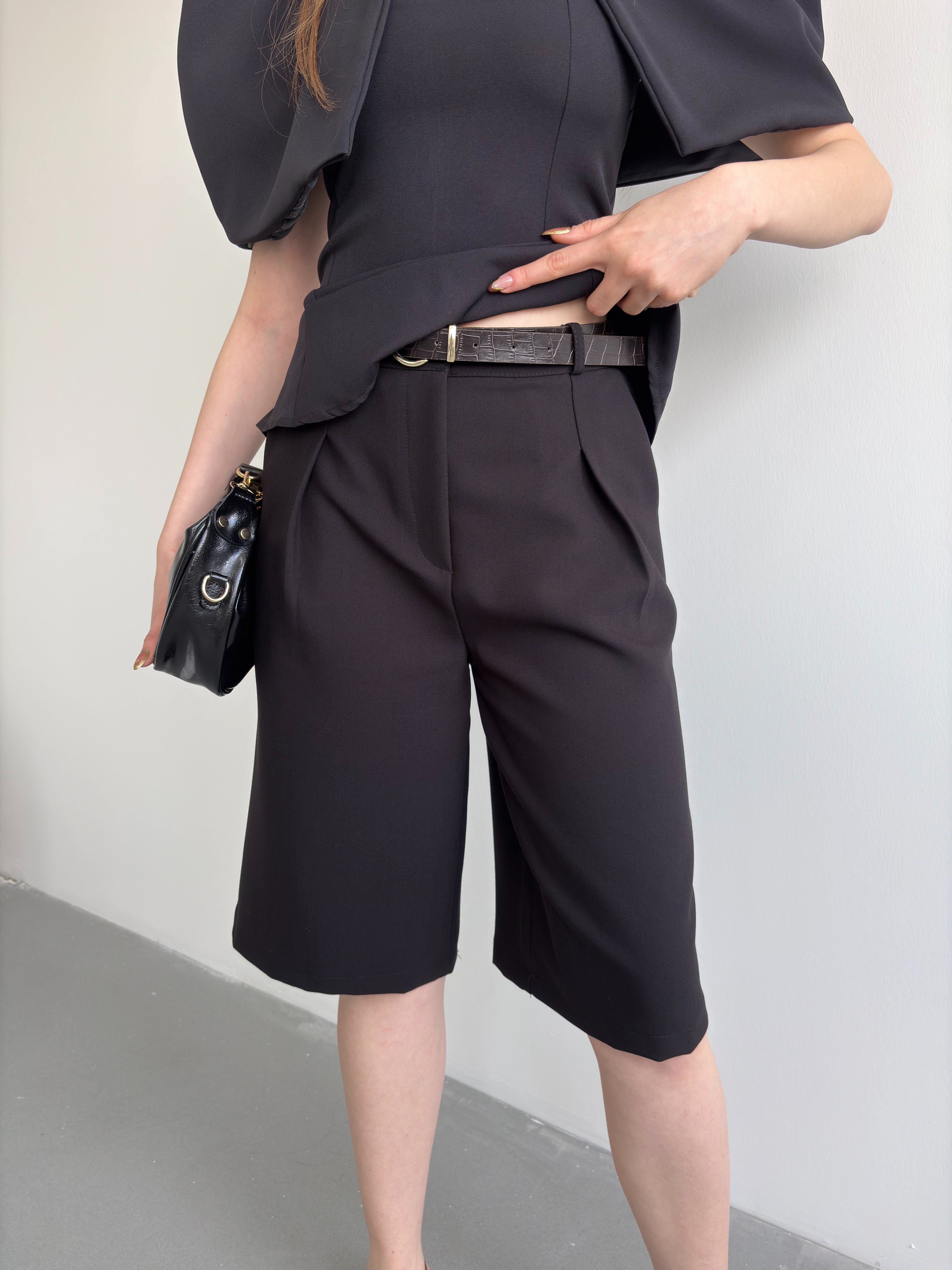 Pileli Kumaş Şortolon