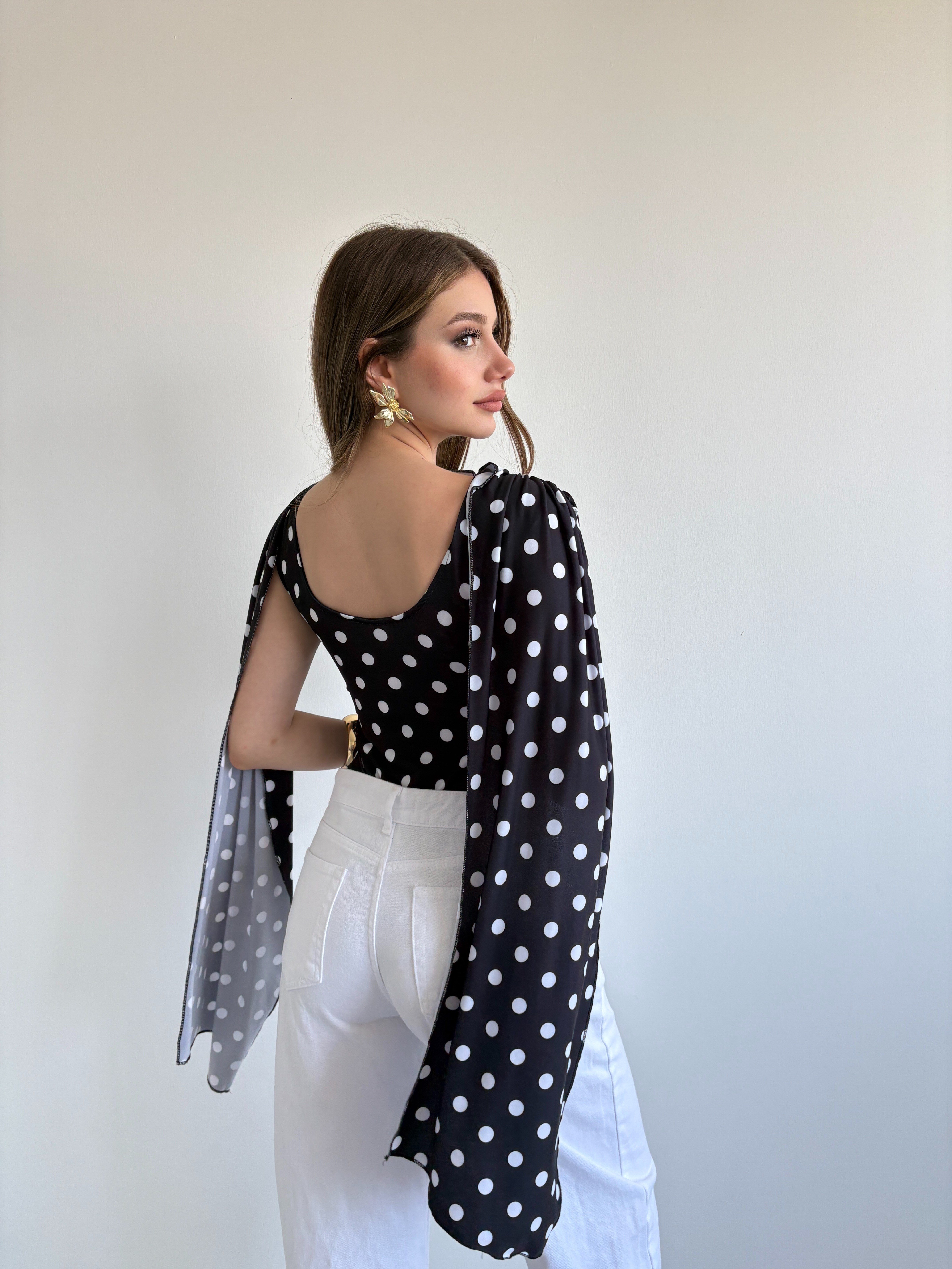 Puantiyeli Pelerin Bodysuit