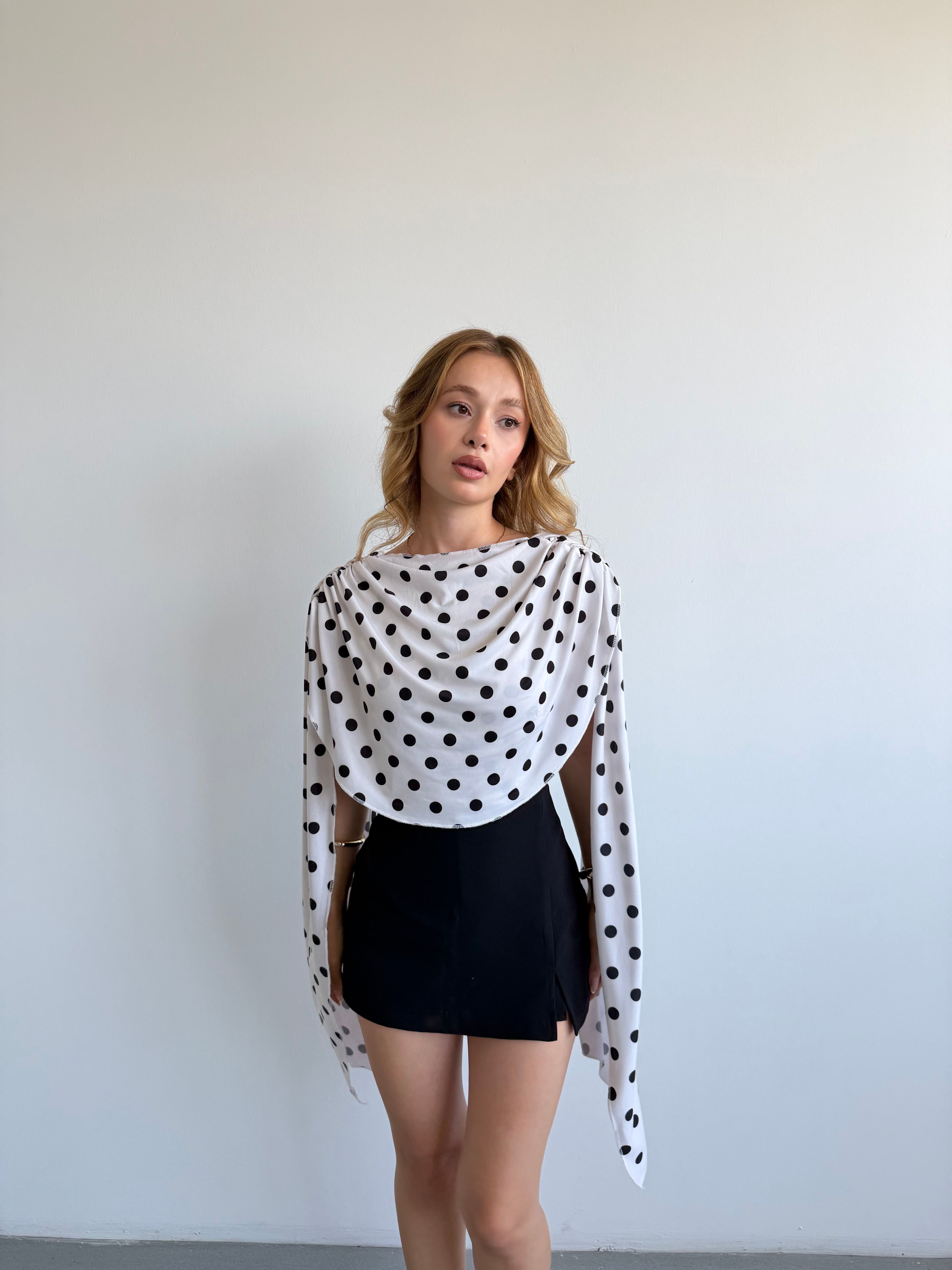 Puantiyeli Pelerin Bodysuit