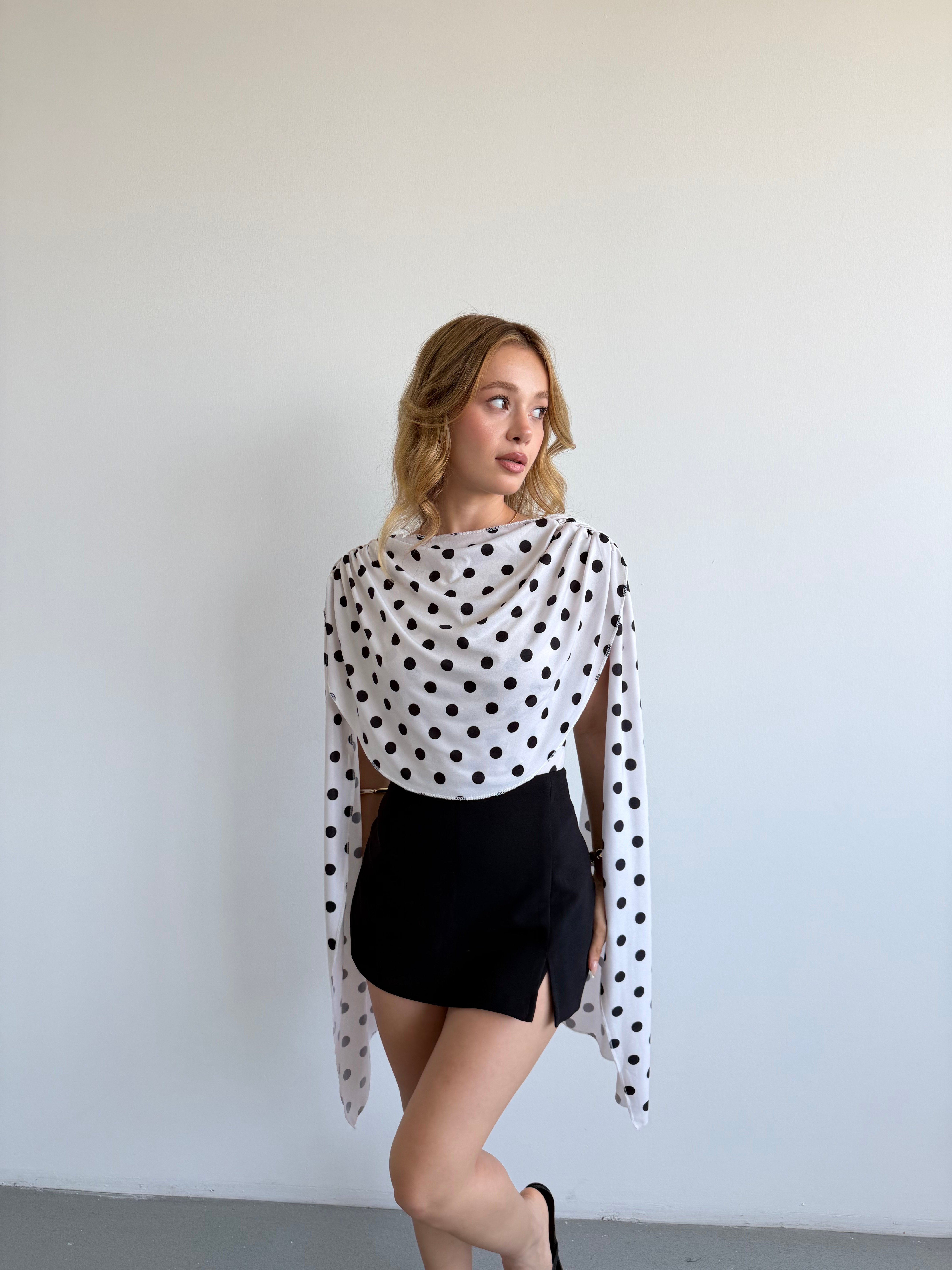Puantiyeli Pelerin Bodysuit