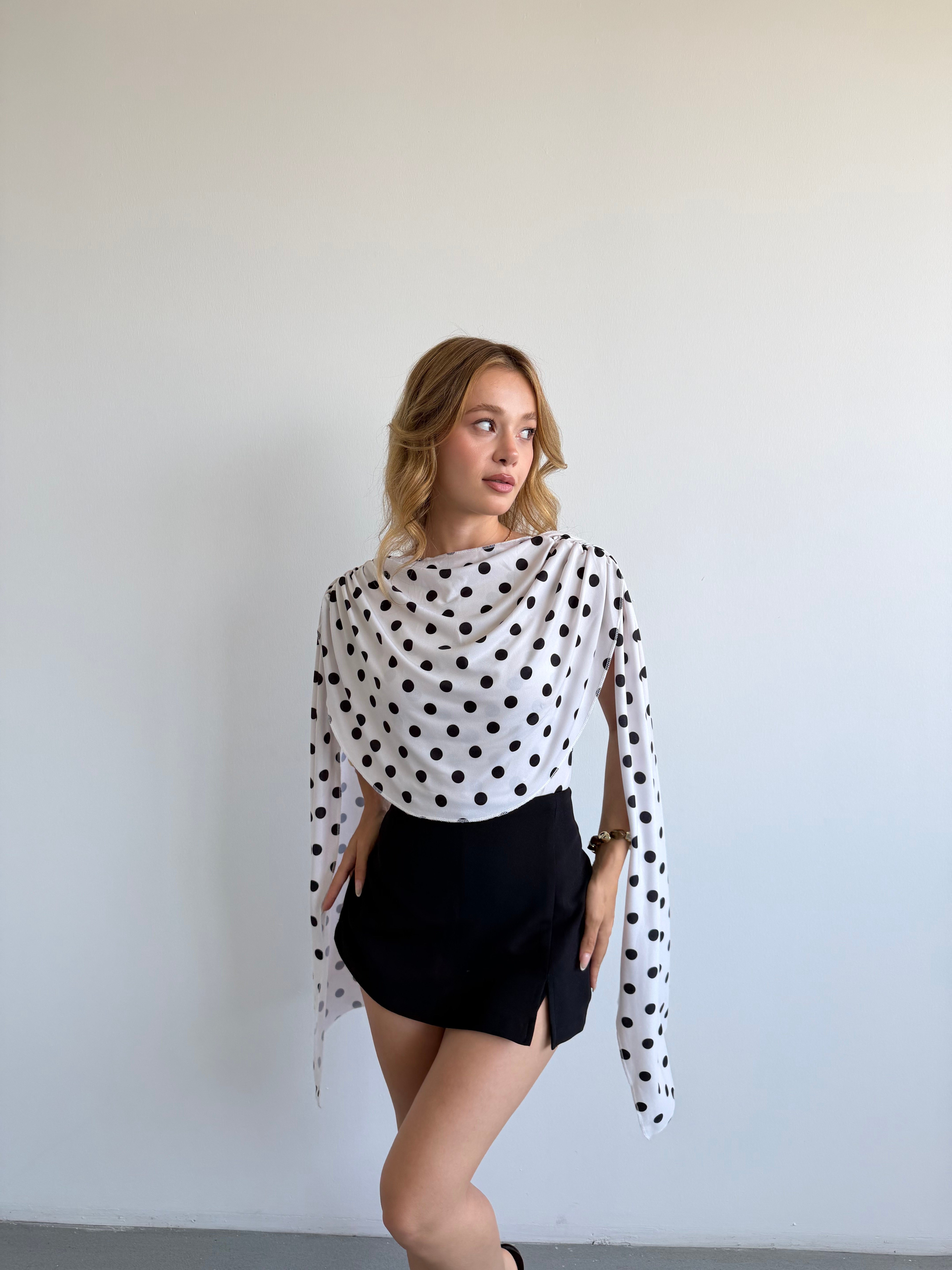 Puantiyeli Pelerin Bodysuit