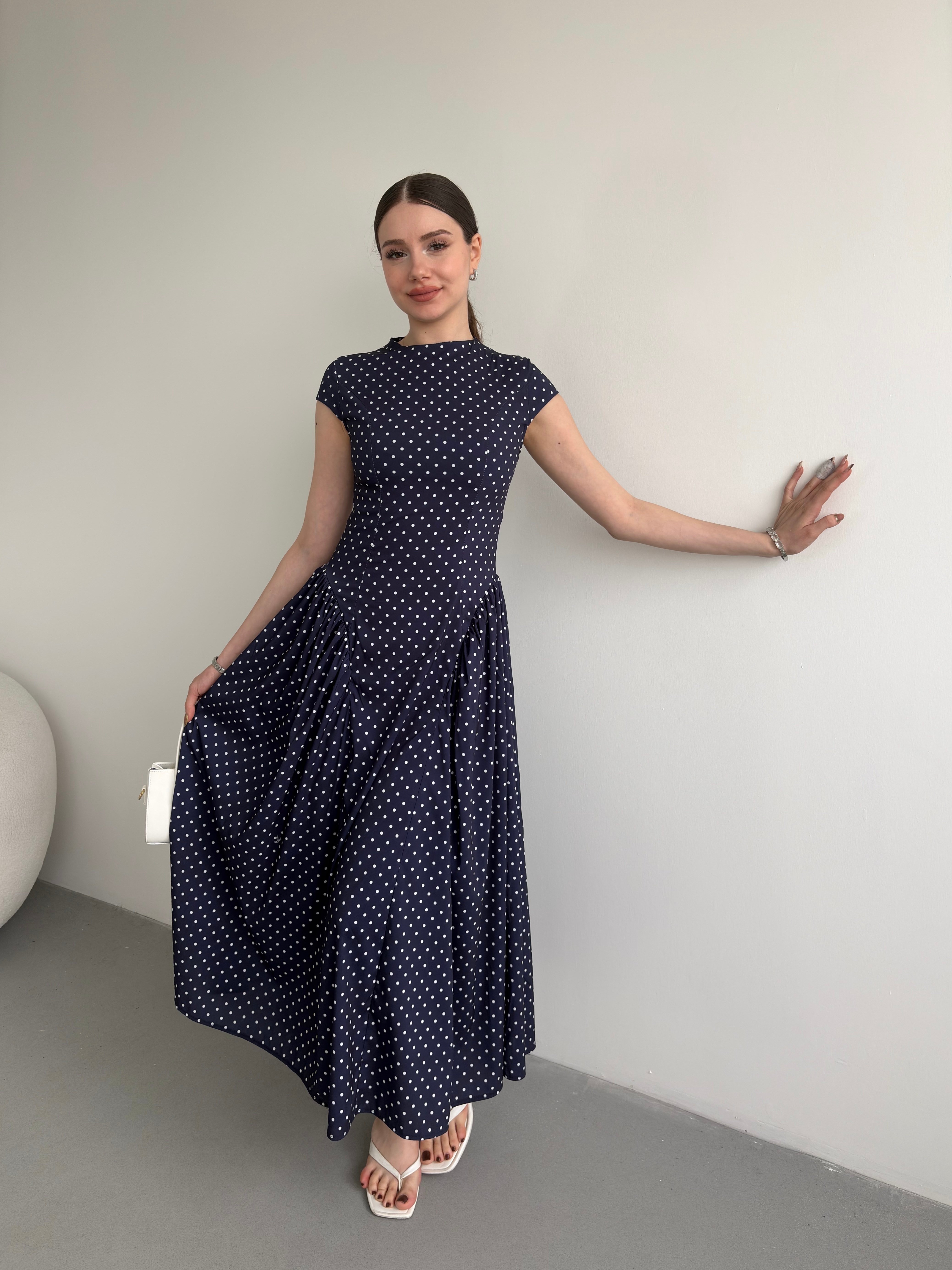 Puantiyeli Uzun Balon Elbise