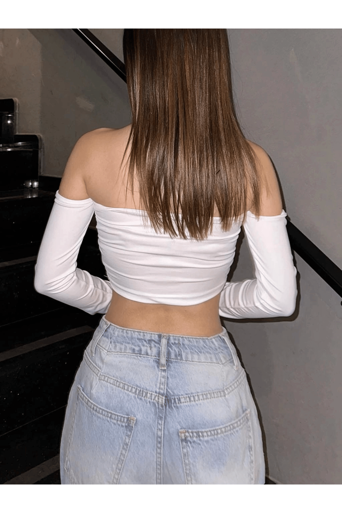 Sandy Madonna Crop