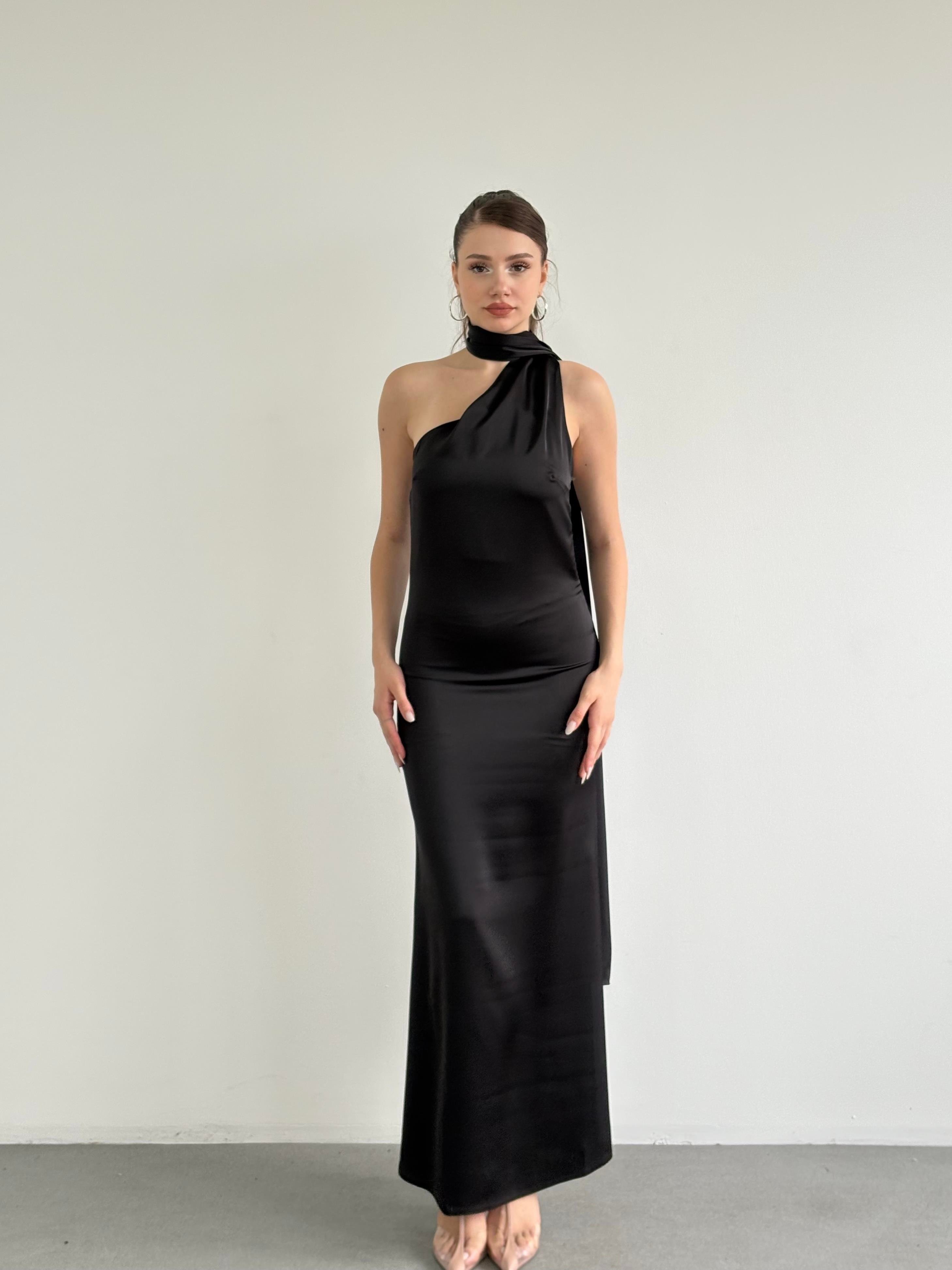 Saten Şallı Elbise 