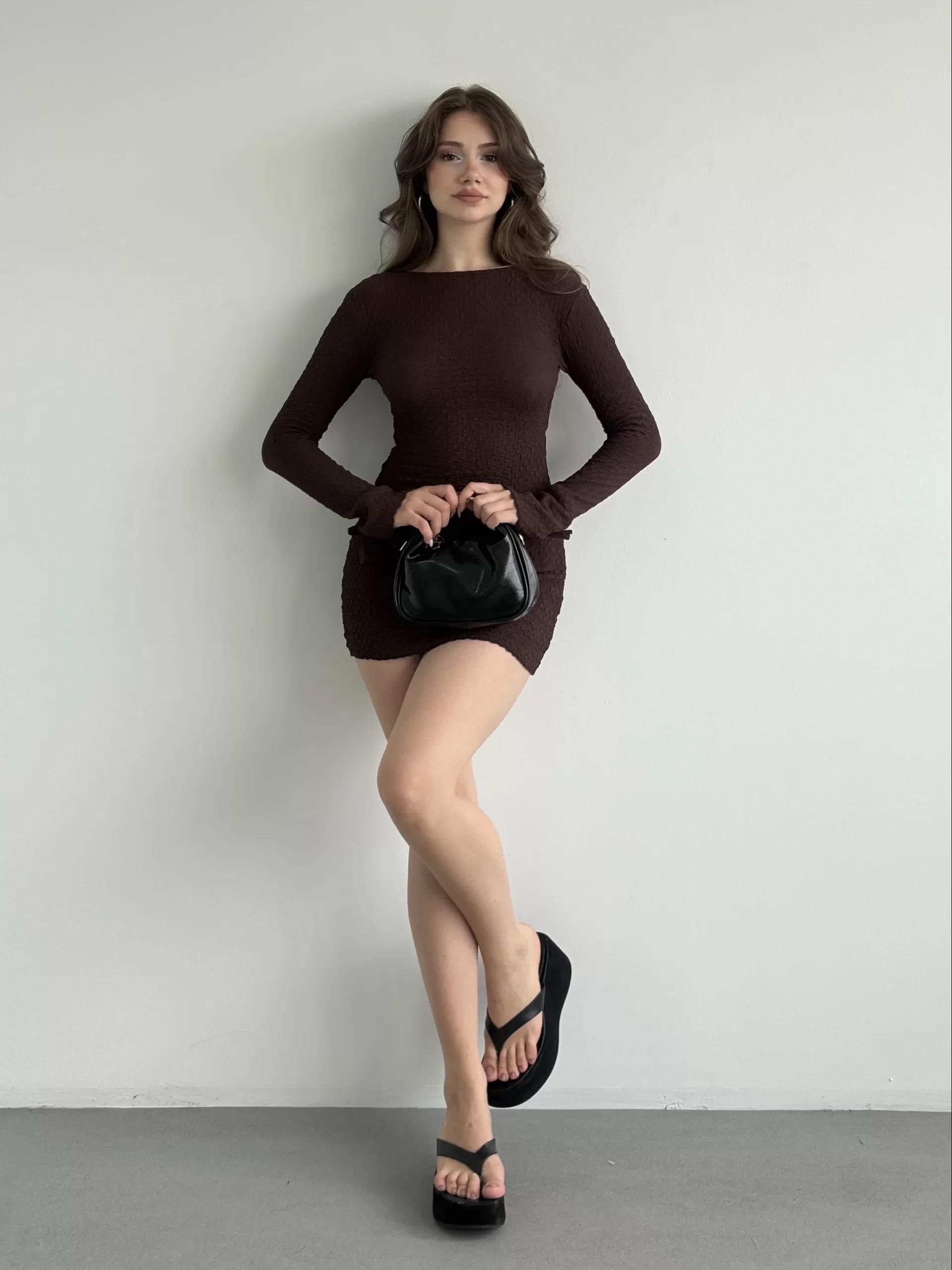 Sırt Dekolte Gofre Mini Elbise