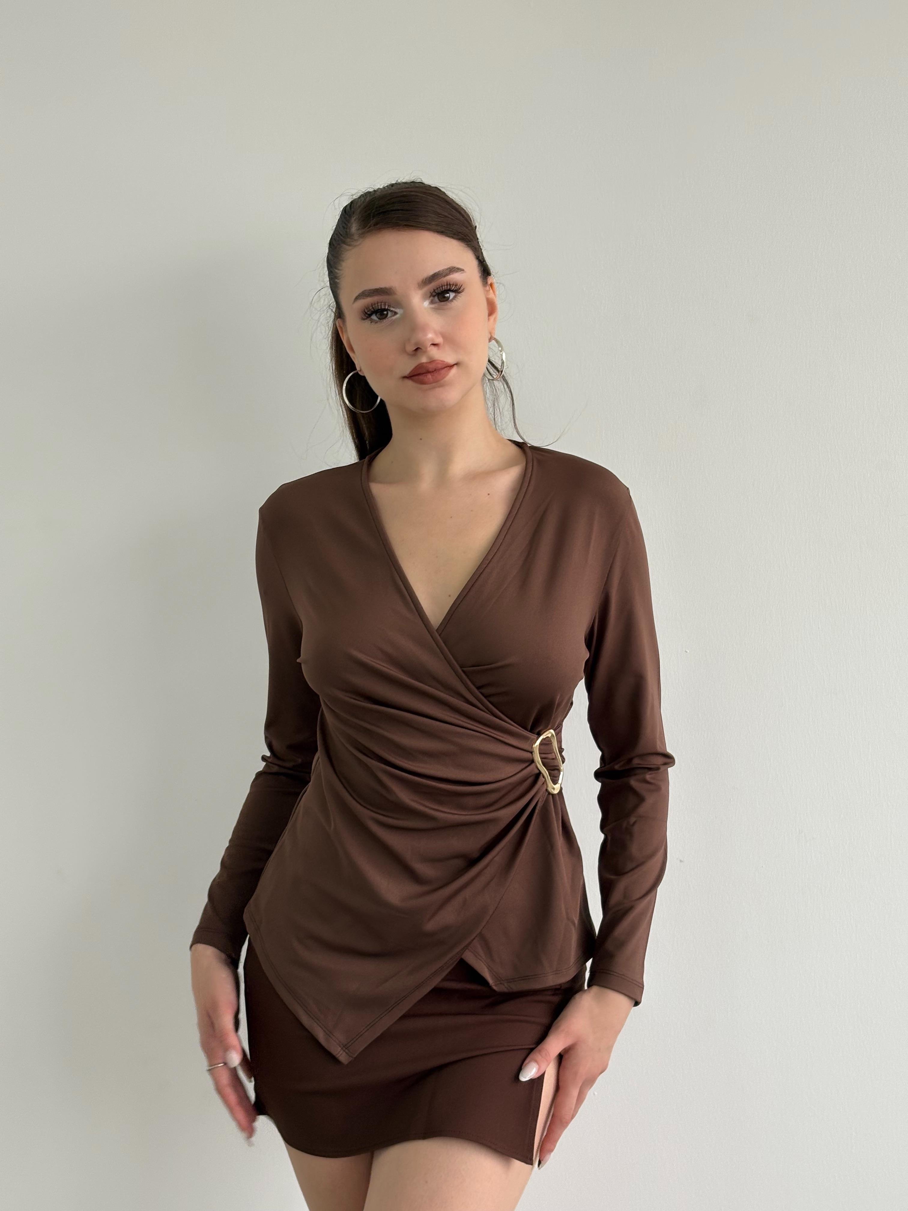 Tokalı Kruvaze Sandy Bluz 
