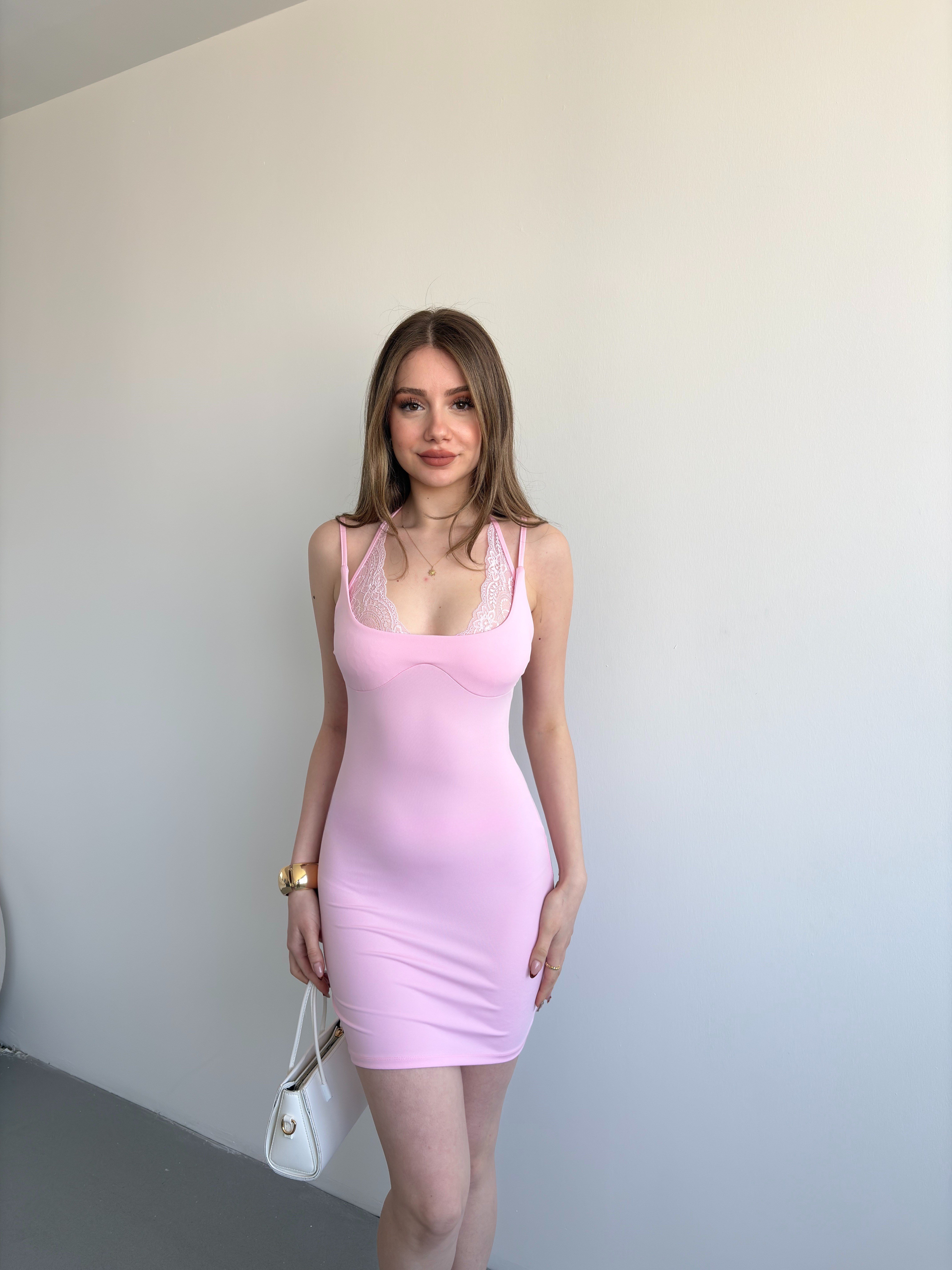 Yaka Dantel Mini Elbise
