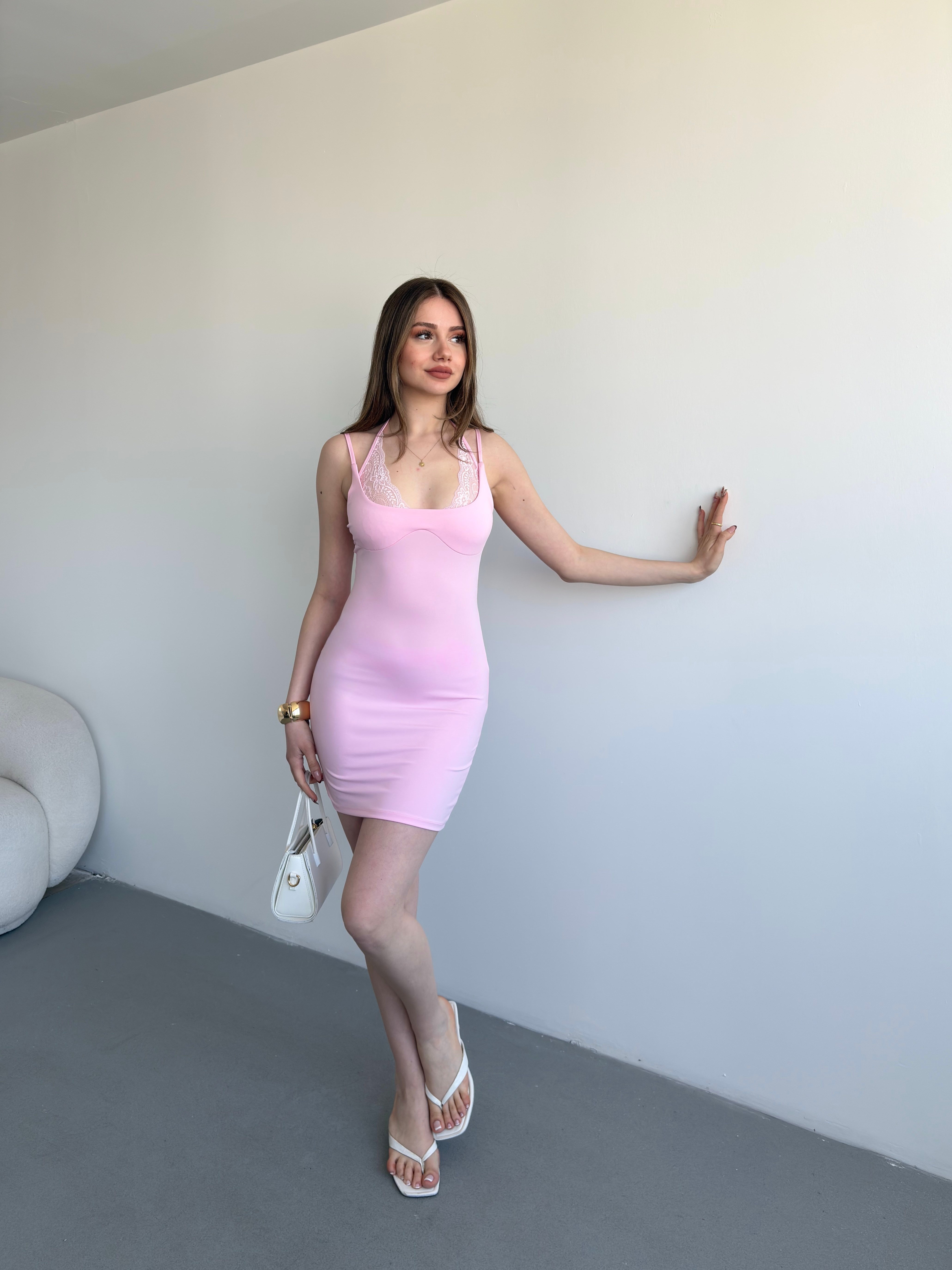 Yaka Dantel Mini Elbise