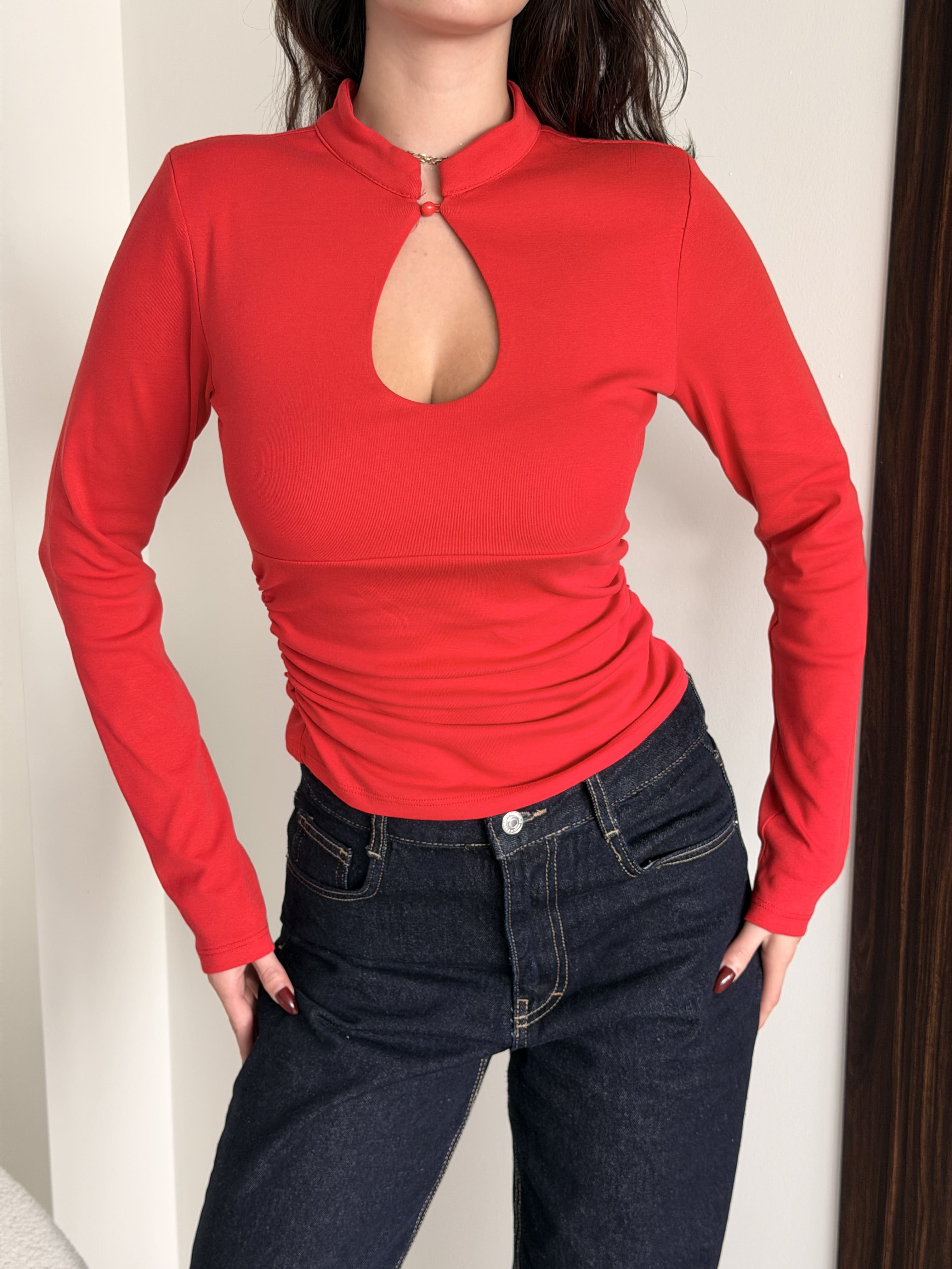 Yaka Dekolte Crop